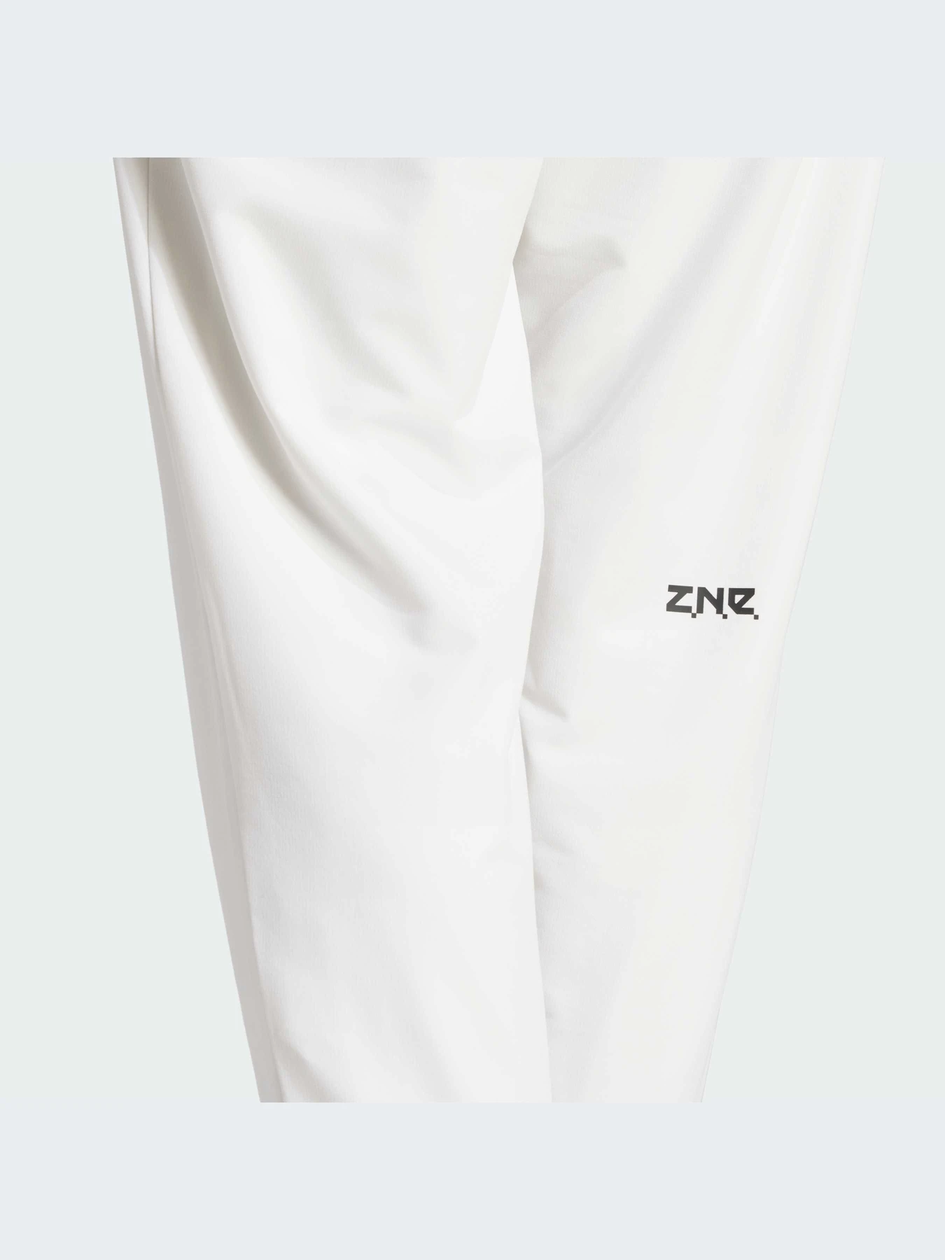 Брюки Adidas ZNE модель IN1909-KZ Брюки Adidas ZNE модель IN1909-KZ Фото