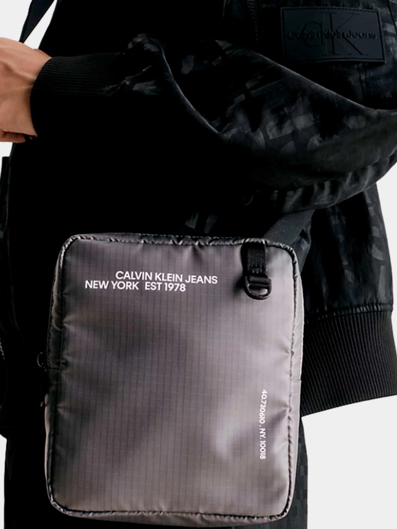 Сумки Calvin Klein модель K50K511482-PSM Фото