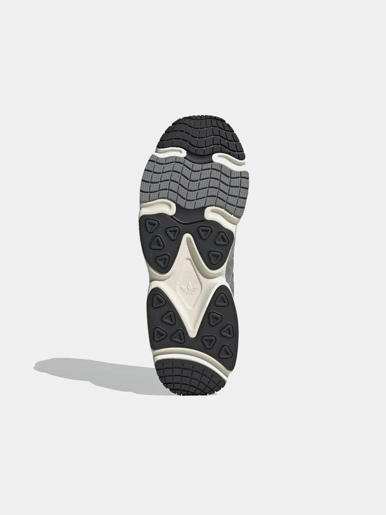 Кроссовки Adidas модель ID5718 Кроссовки Adidas модель ID5718 Фото