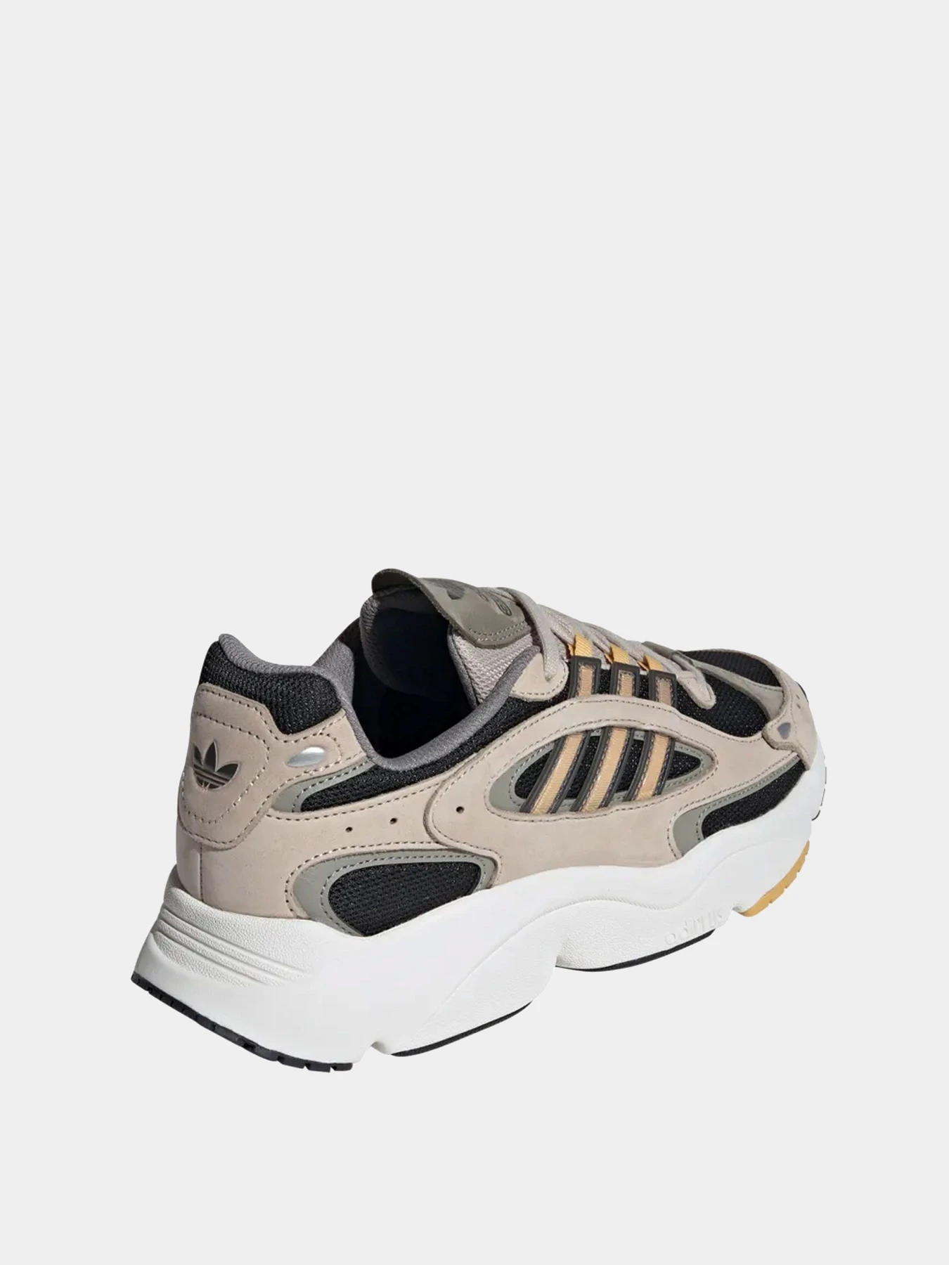 Кроссовки Adidas модель ID5719 Кроссовки Adidas модель ID5719 Фото