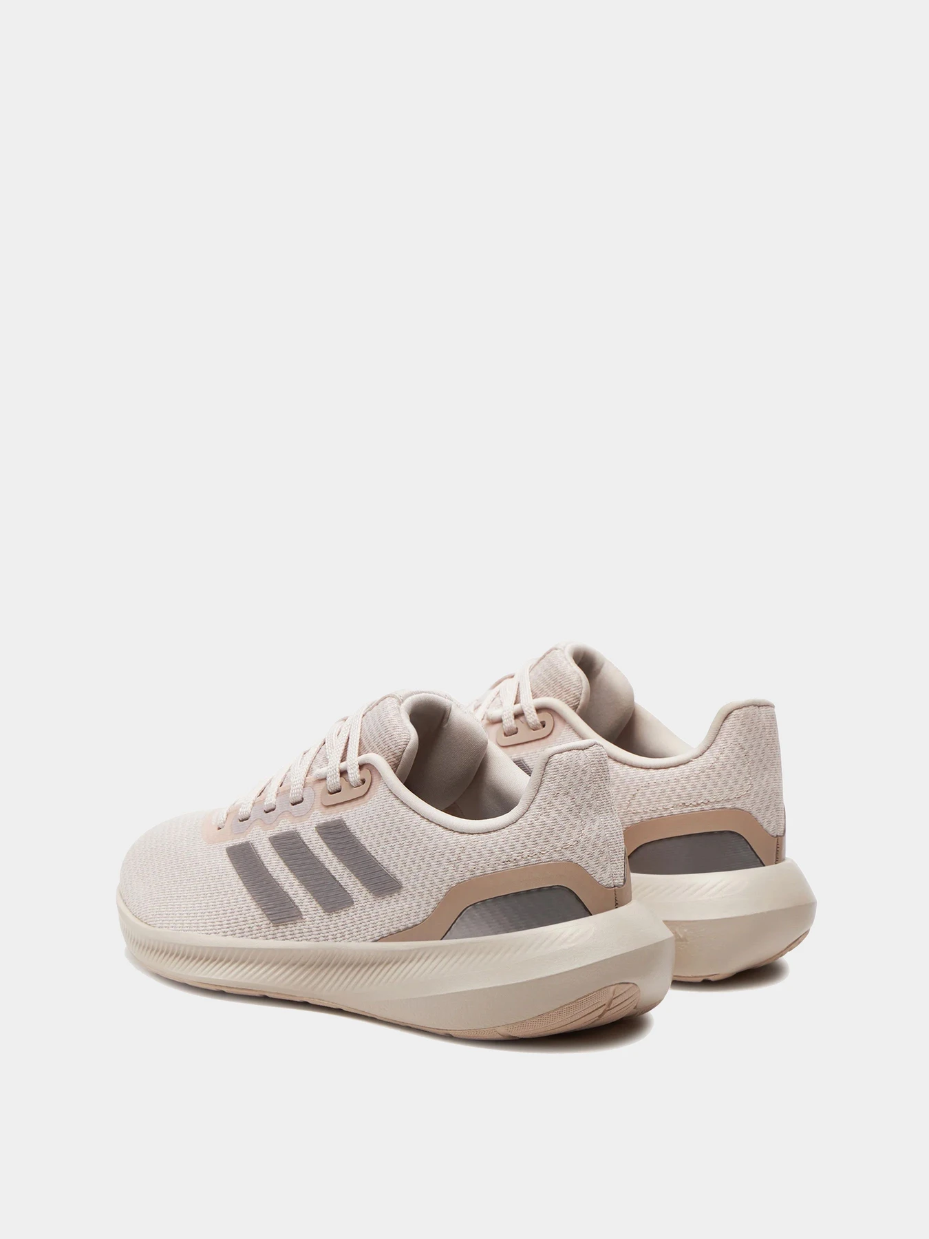 Кроссовки Adidas модель IE0744 Кроссовки Adidas модель IE0744 Фото