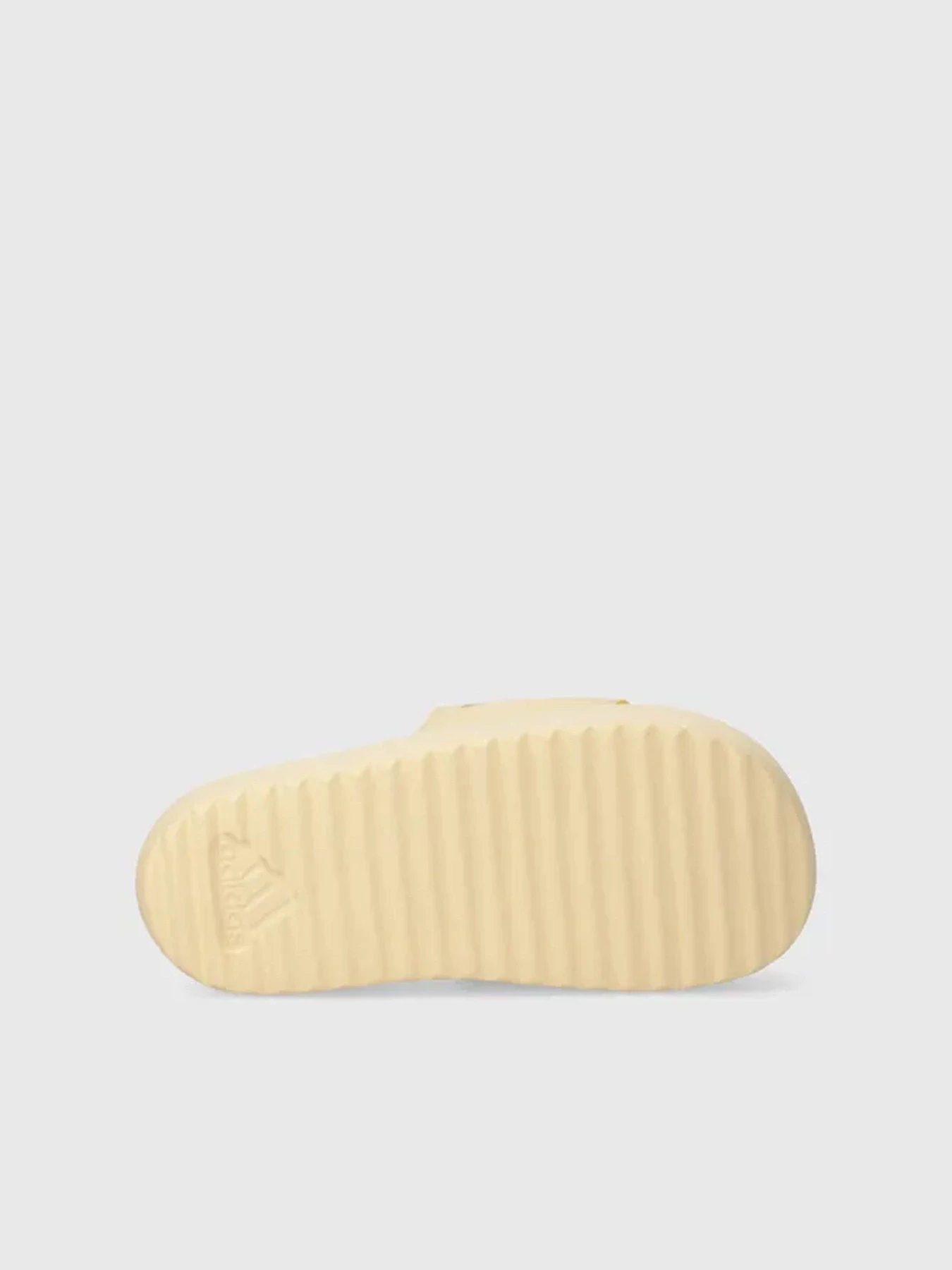 Шлёпанцы Adidas модель IF3422 Шлёпанцы Adidas модель IF3422 Фото
