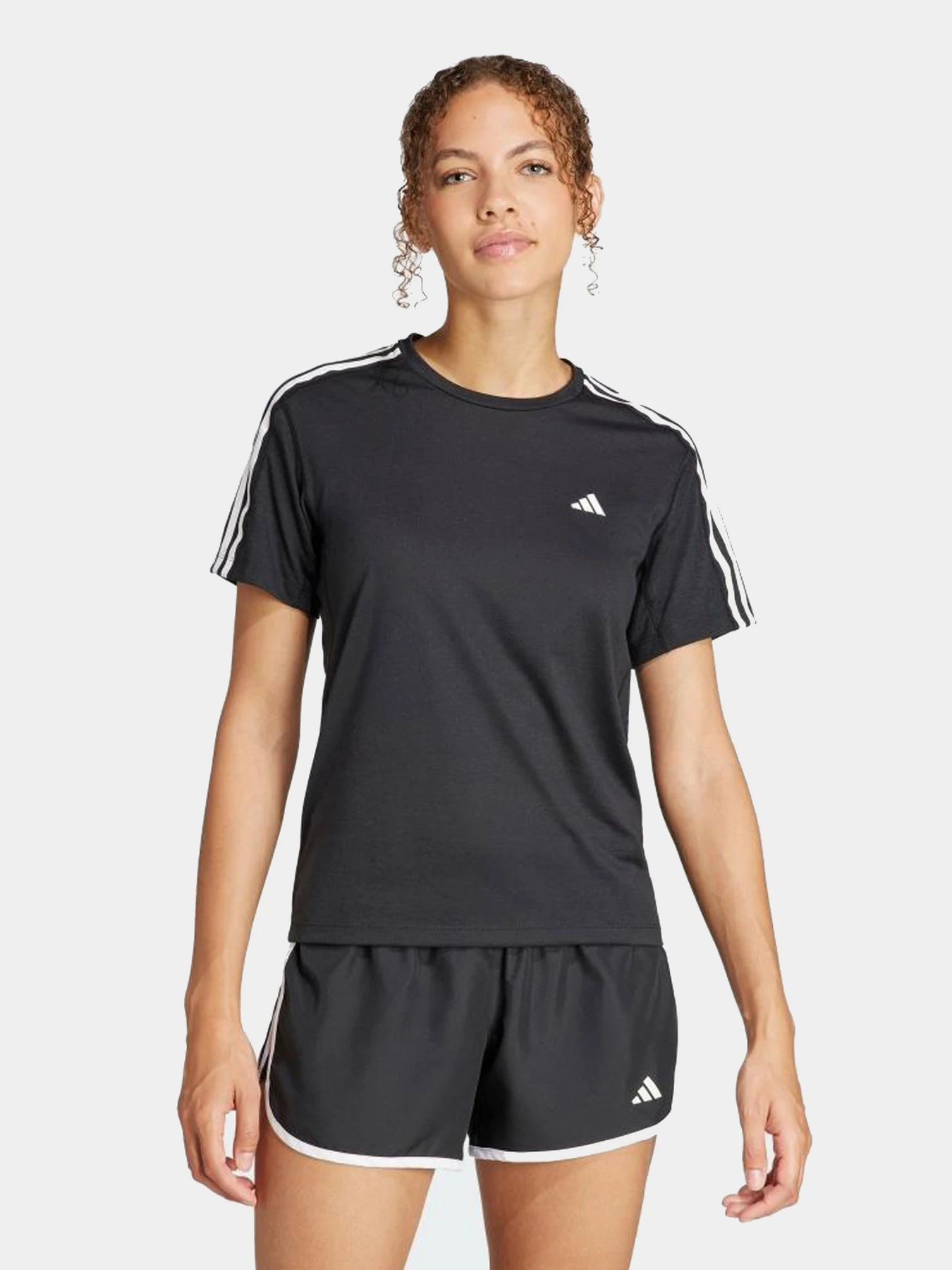Футболки и поло Adidas модель IQ3875 Футболки и поло Adidas модель IQ3875 Фото