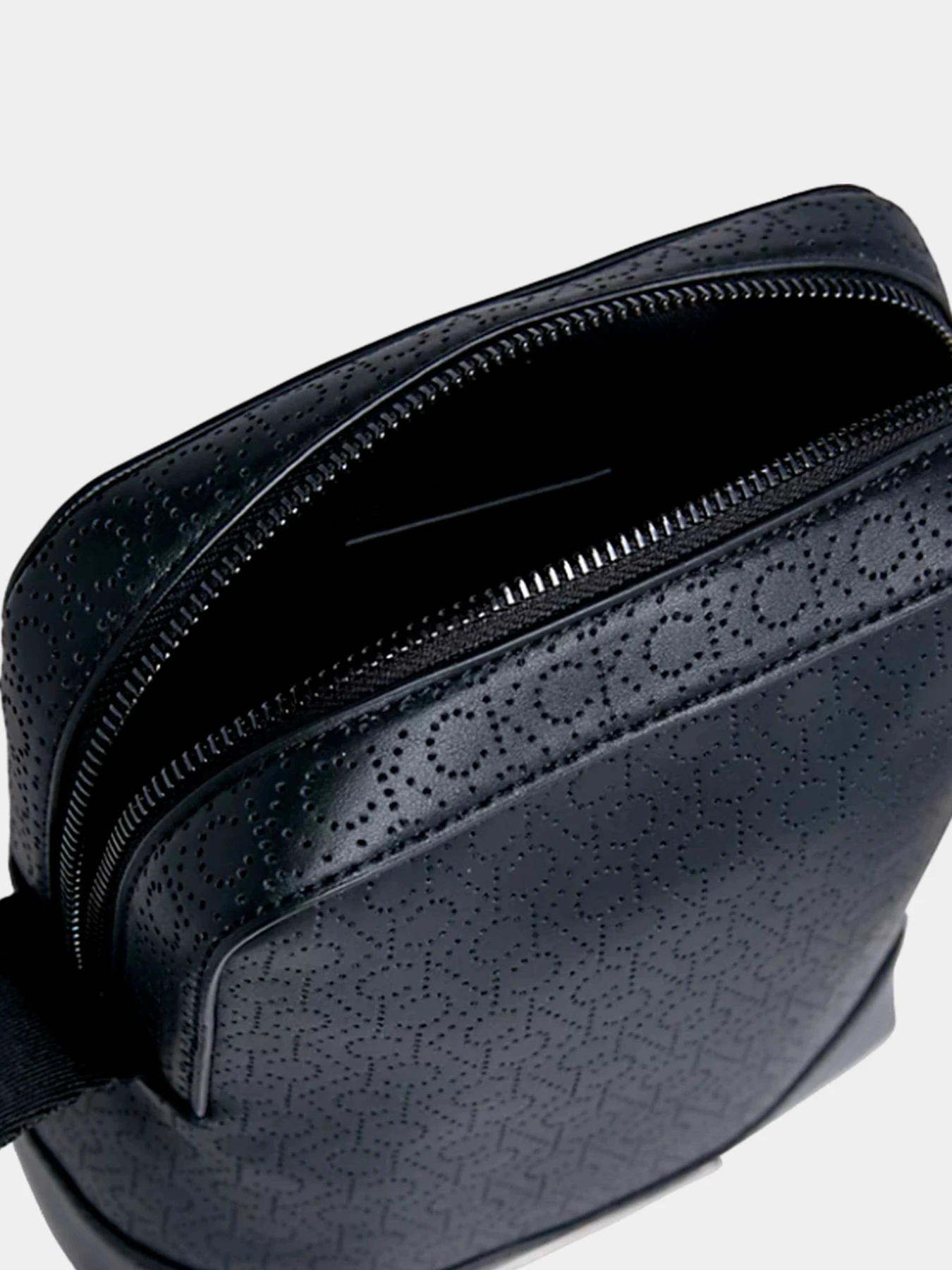 Сумки Calvin Klein модель K50K511527-0GK Фото