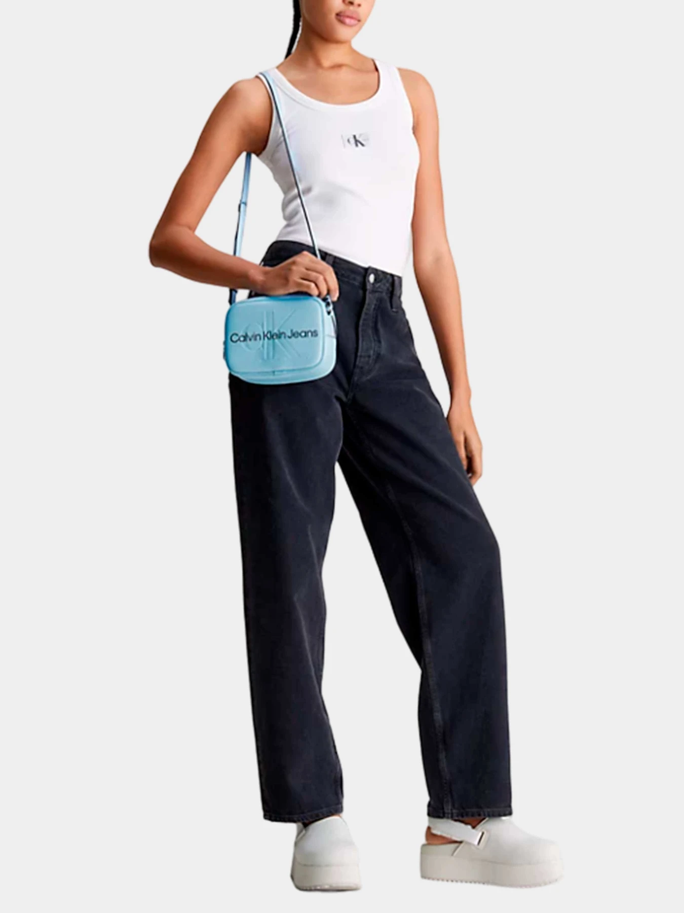 Сумки Calvin Klein модель K60K610275-CEZ Сумки Calvin Klein модель K60K610275-CEZ Фото