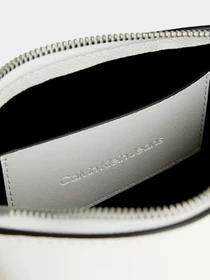 Сумки Calvin Klein модель K60K610681-0LI Фото