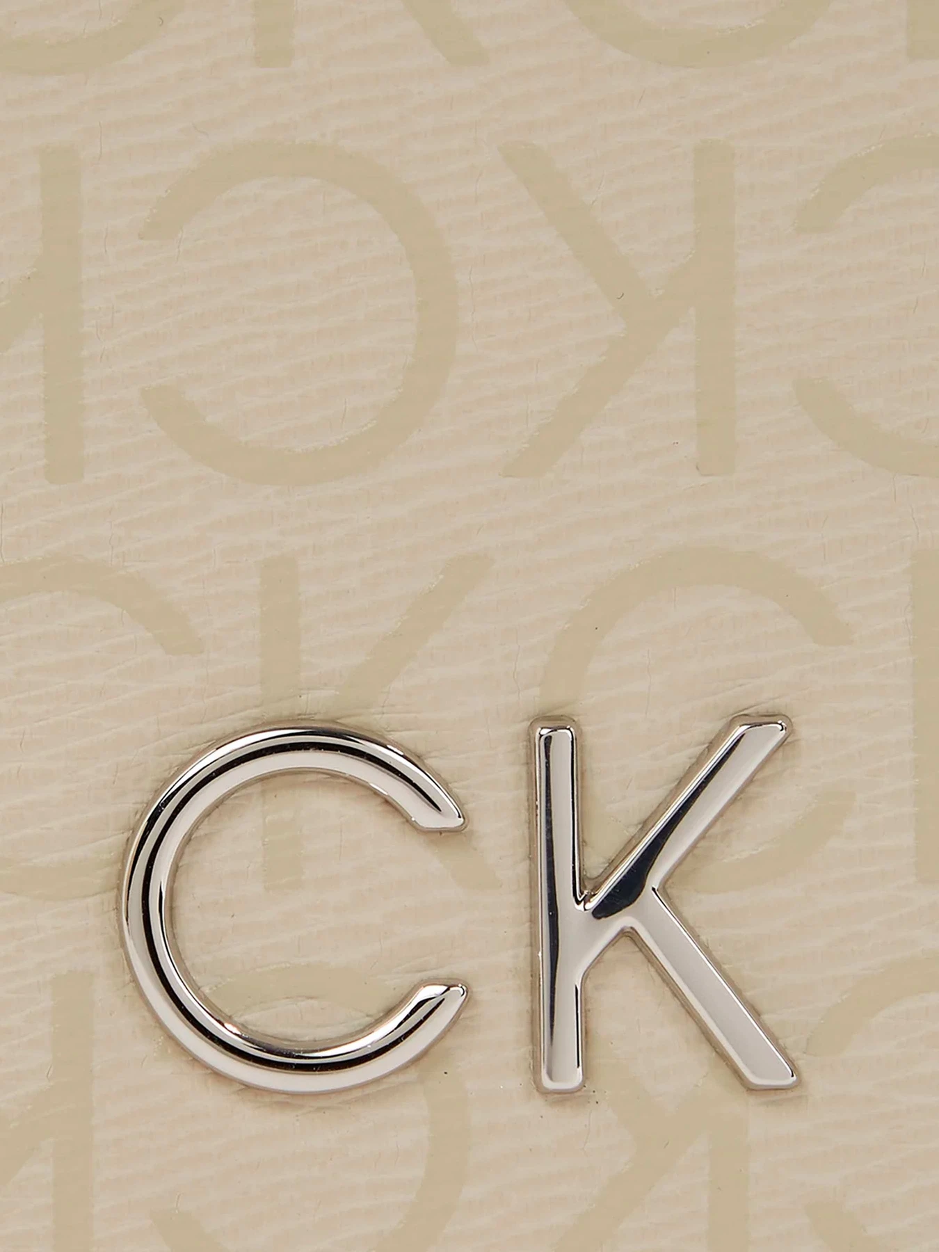 Сумки Calvin Klein модель K60K611879-PEA Фото