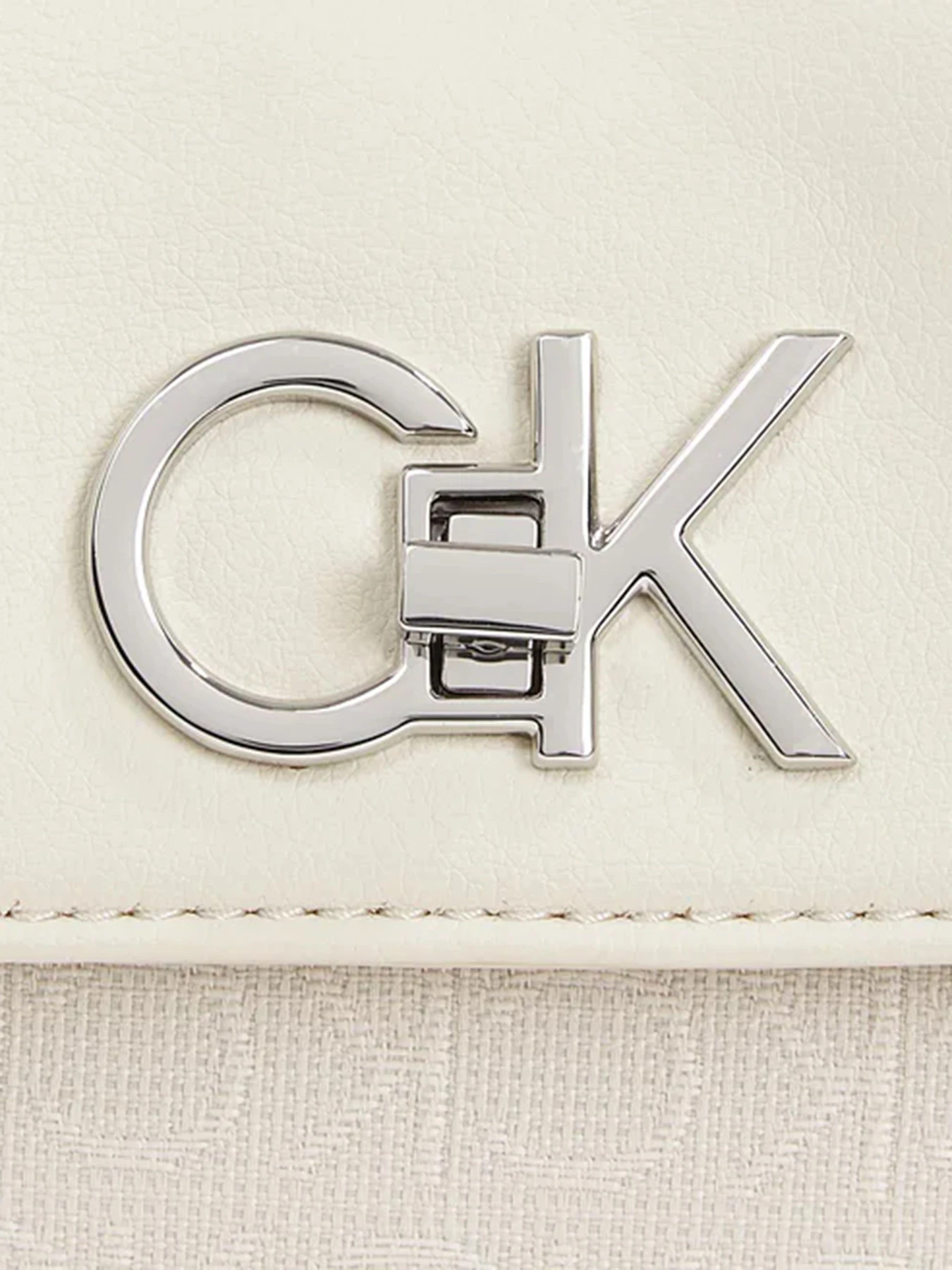 Сумки Calvin Klein модель K60K611989-LIA Фото