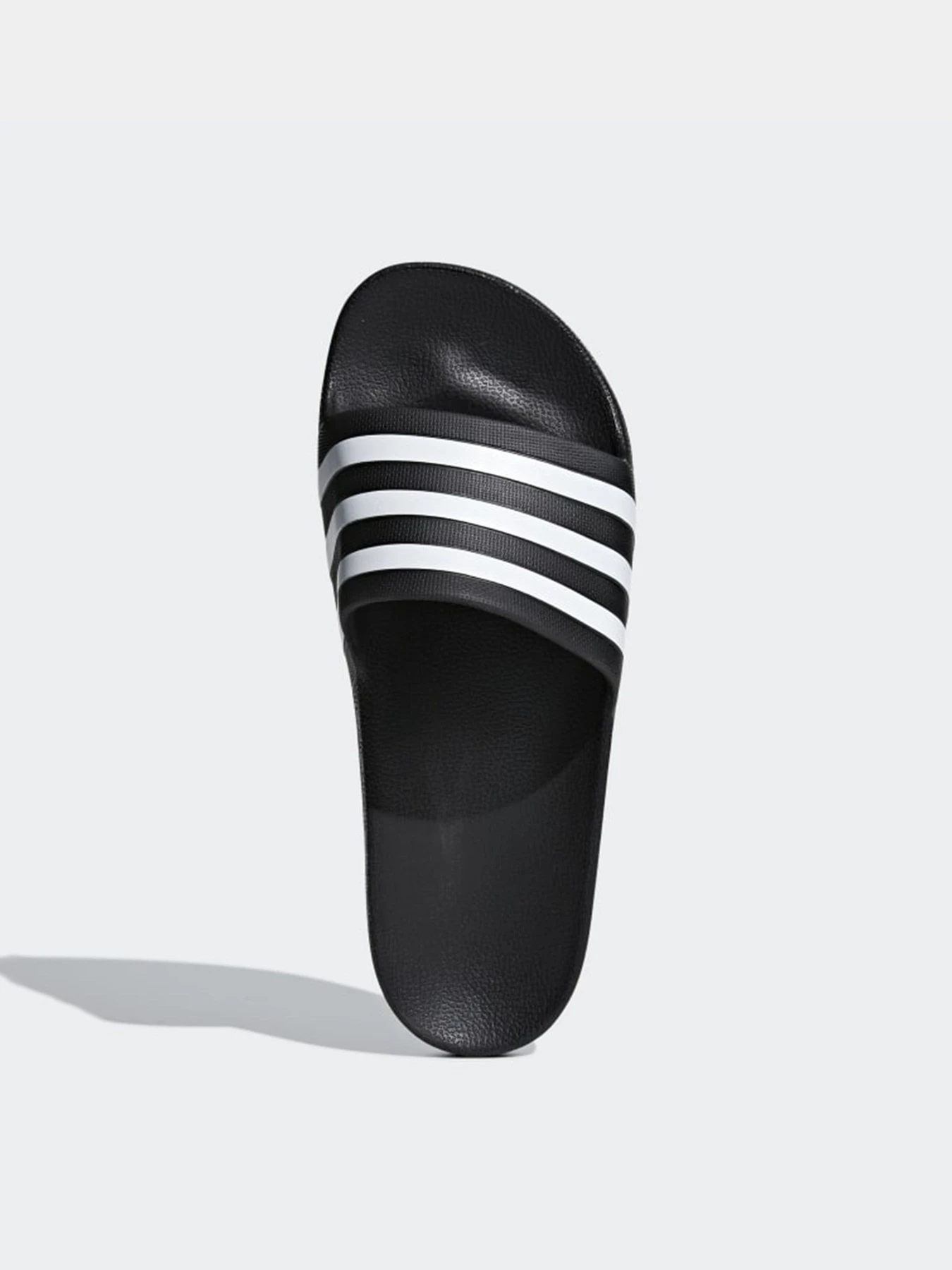 Шлёпанцы Adidas модель F35543 Шлёпанцы Adidas модель F35543 Фото