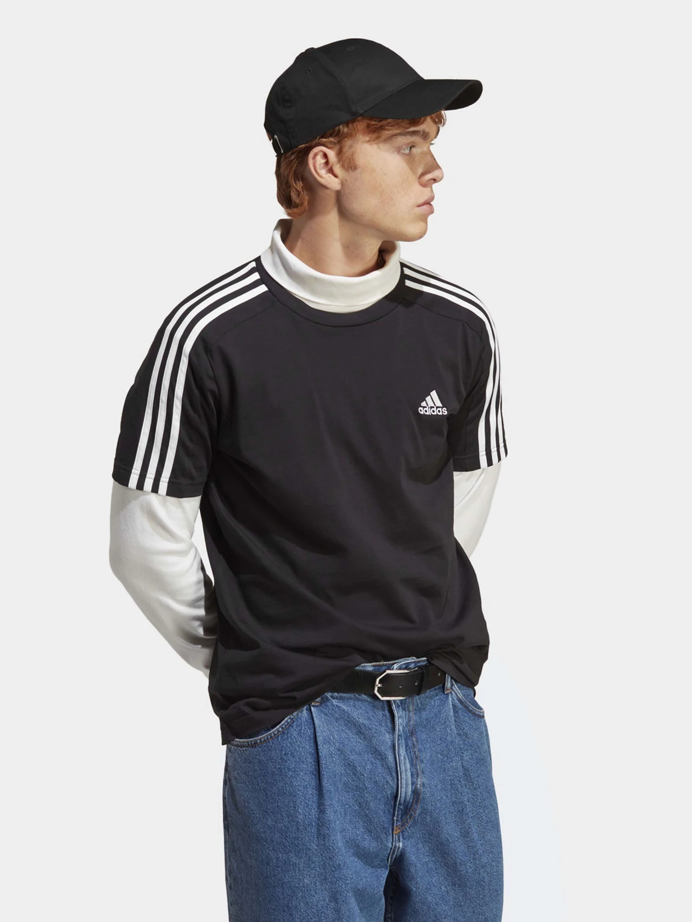 Футболки и поло Adidas модель IC9334 Футболки и поло Adidas модель IC9334 Фото