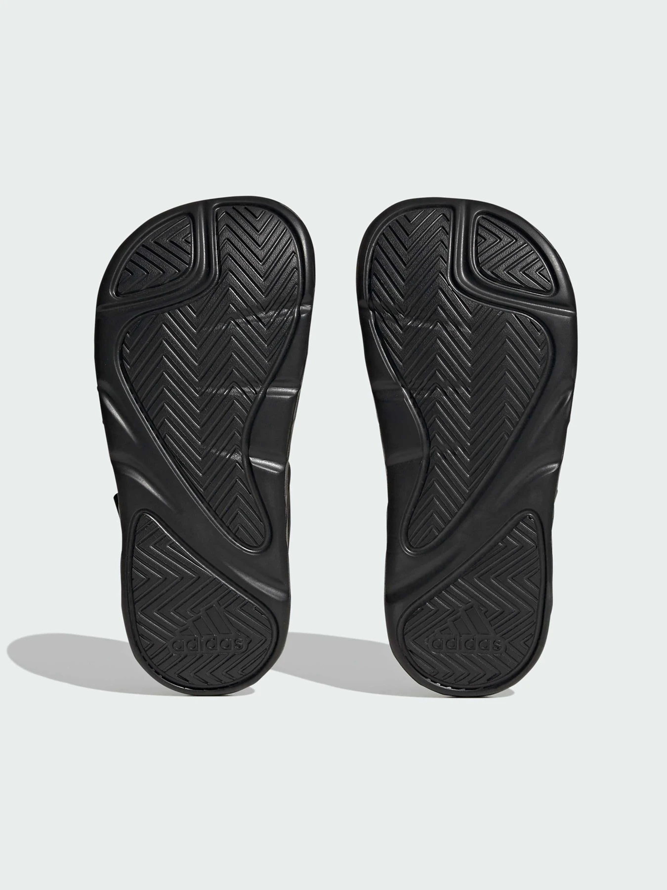 Сандалии Adidas модель HP5832 Сандалии Adidas модель HP5832 Фото