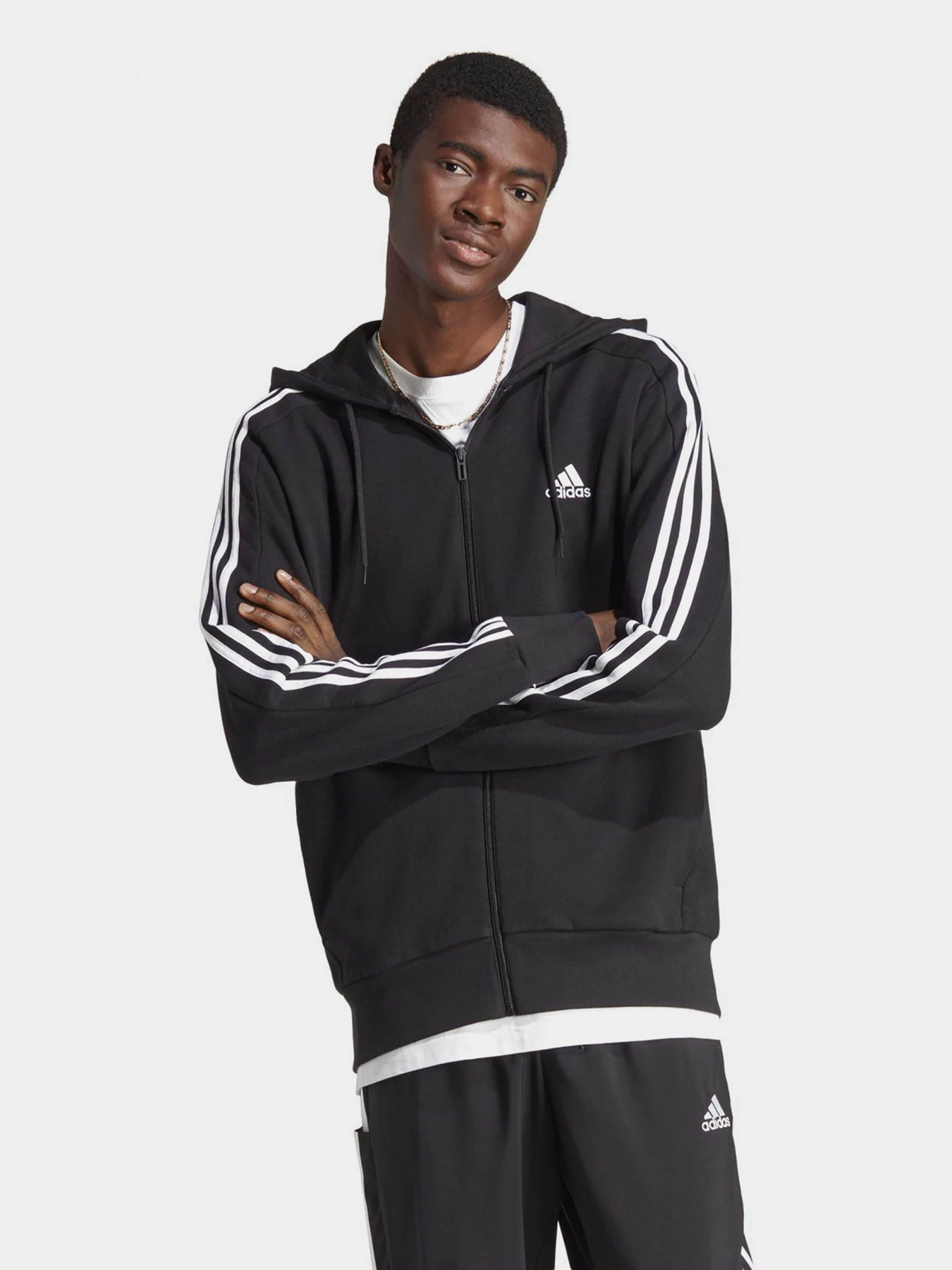 Худи и свитшоты Adidas модель IC0433 Худи и свитшоты Adidas модель IC0433 Фото