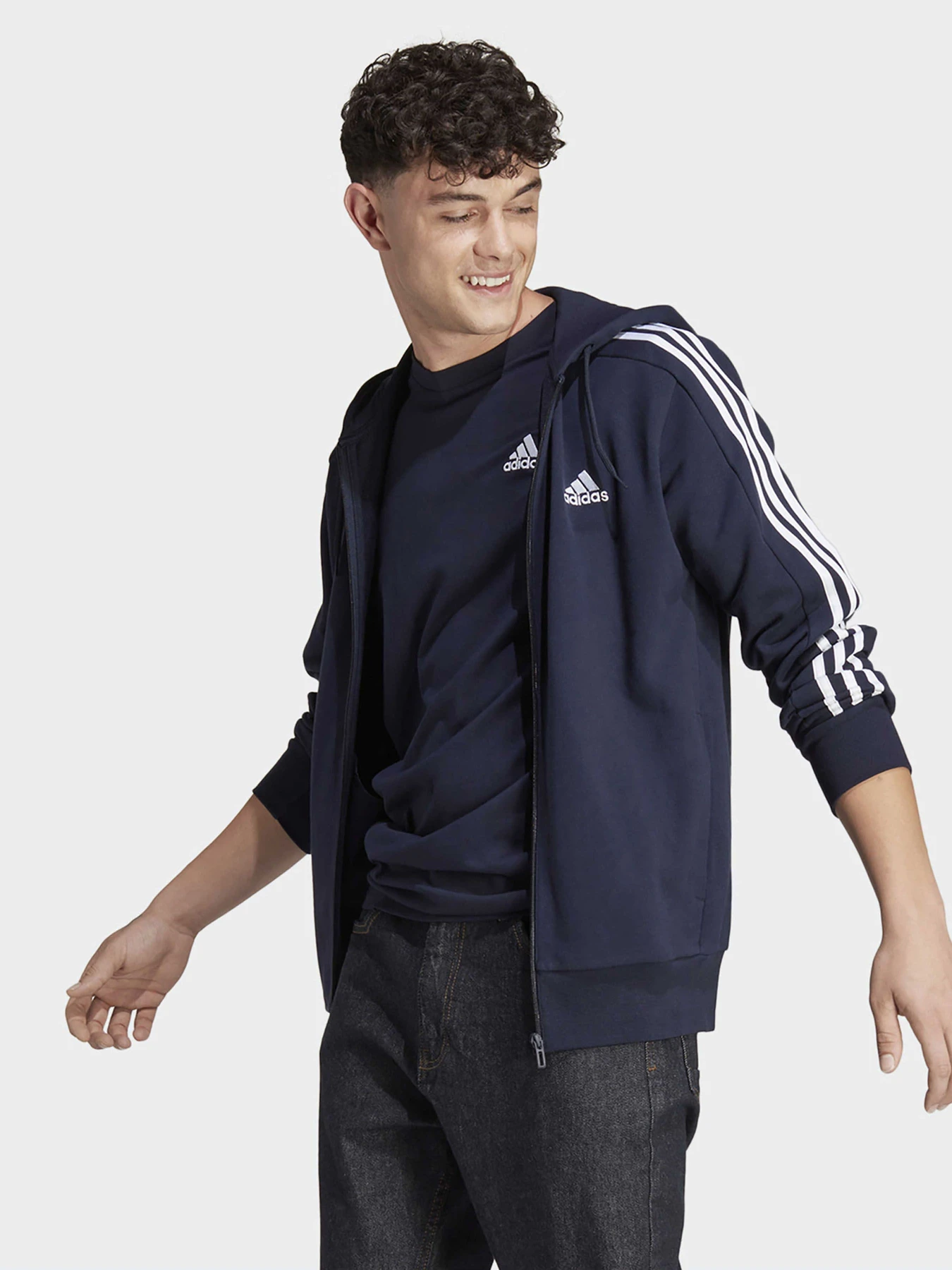 Худи и свитшоты Adidas модель IC0434 Худи и свитшоты Adidas модель IC0434 Фото