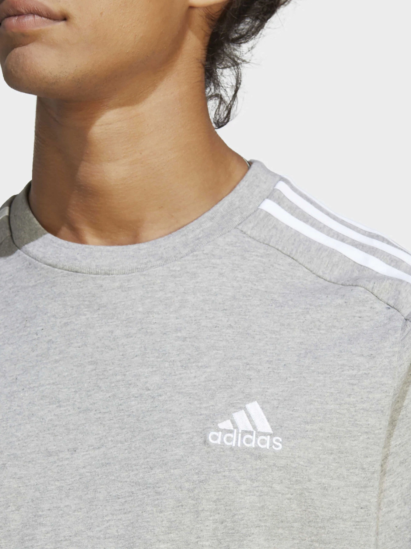Футболки и поло Adidas модель IC9337 Футболки и поло Adidas модель IC9337 Фото