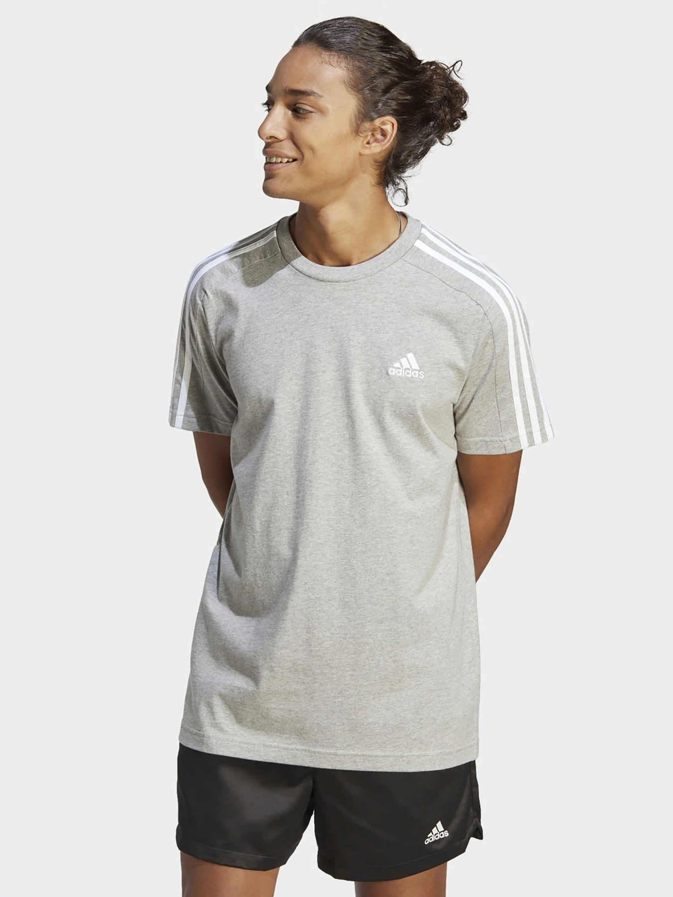 Футболки и поло Adidas модель IC9337 Футболки и поло Adidas модель IC9337 Фото