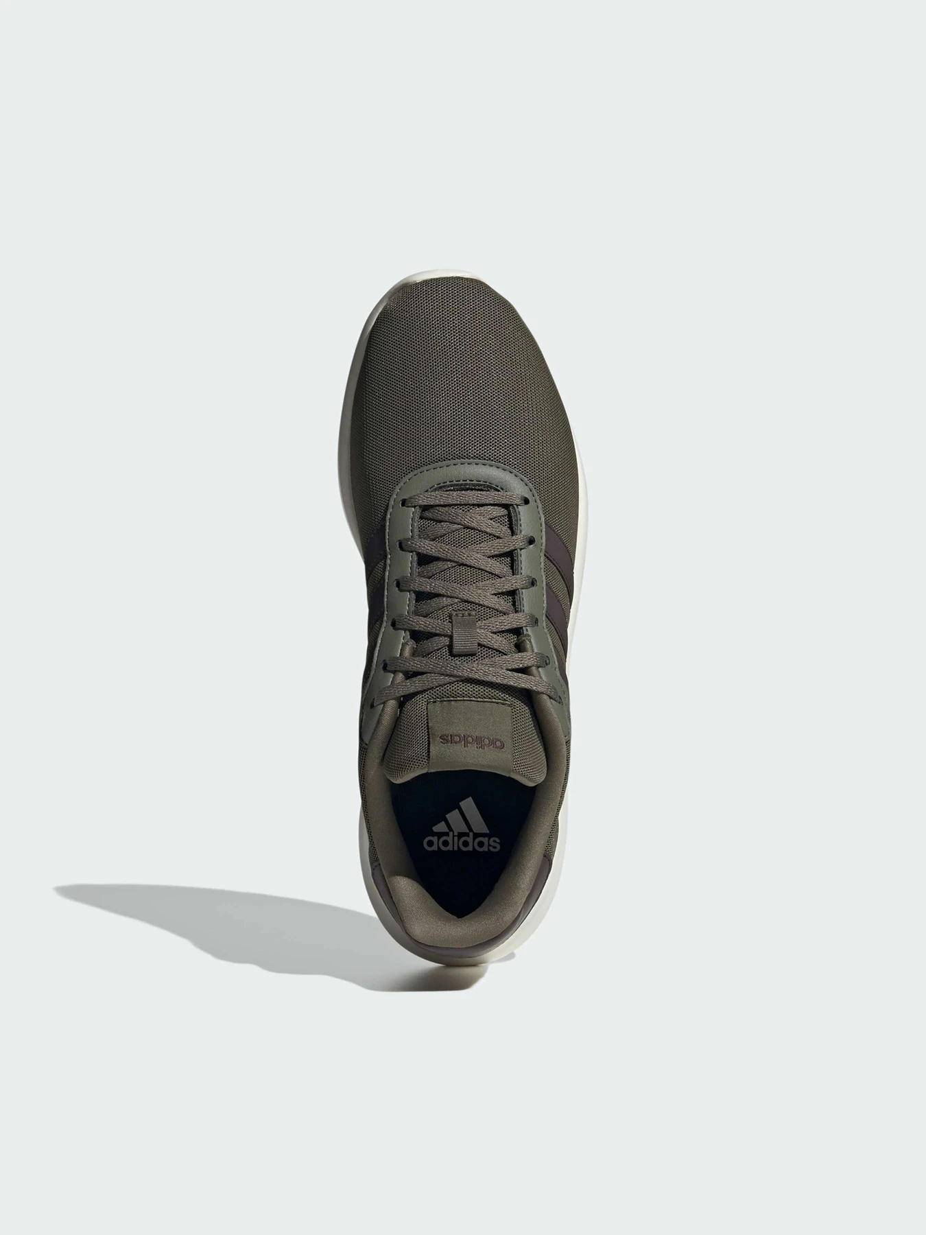 Кроссовки Adidas модель IG3605 Кроссовки Adidas модель IG3605 Фото