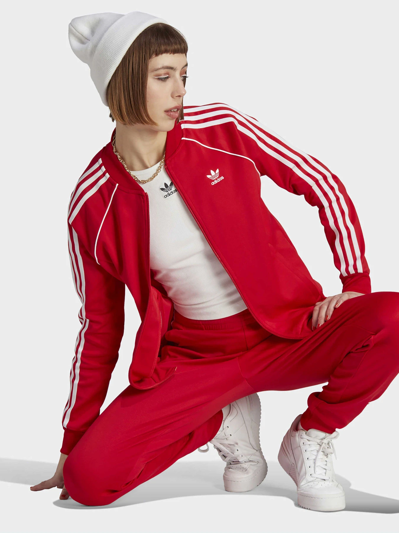 Худи и свитшоты Adidas модель IK4032 Худи и свитшоты Adidas модель IK4032 Фото