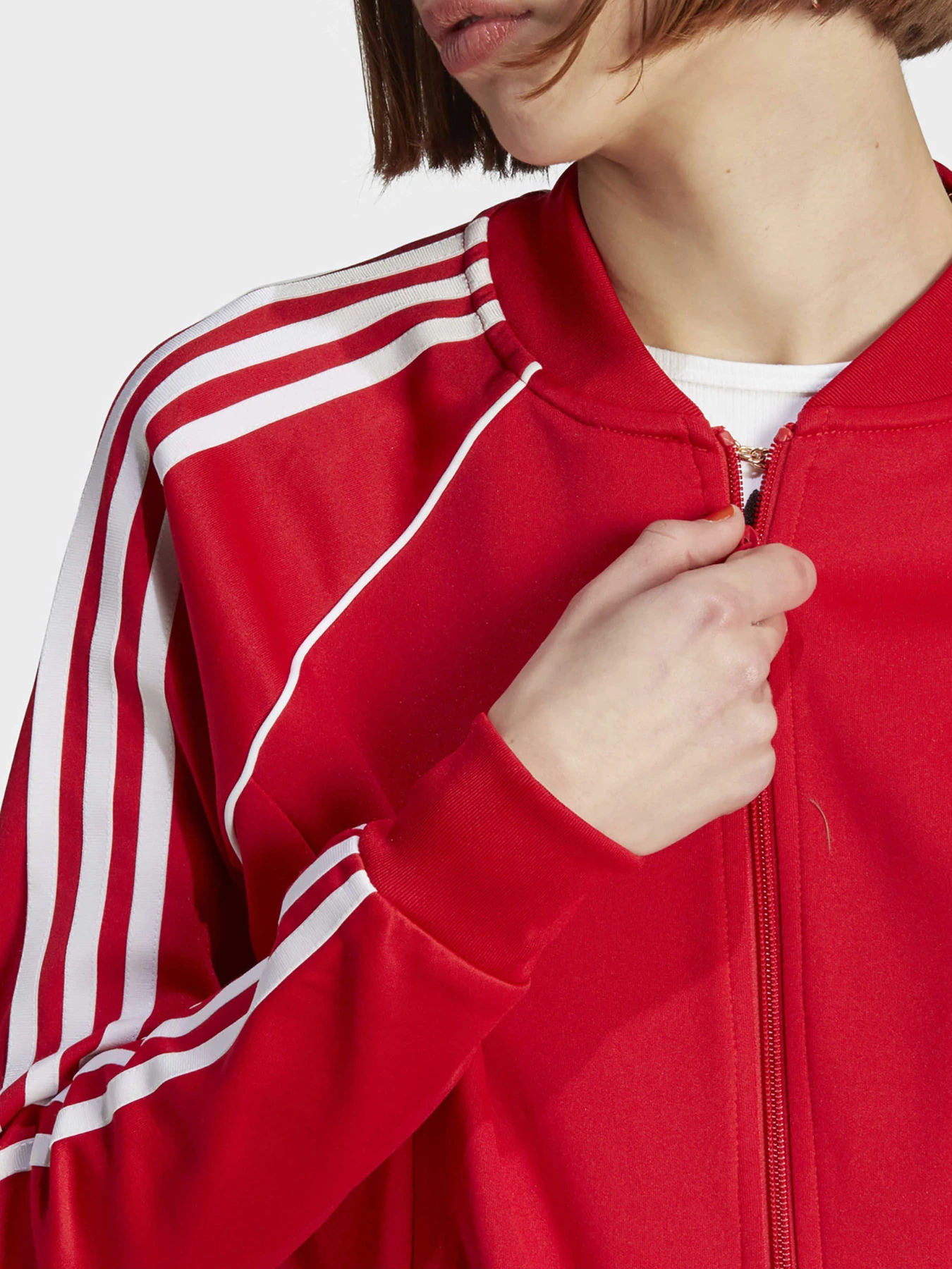 Худи и свитшоты Adidas модель IK4032 Худи и свитшоты Adidas модель IK4032 Фото