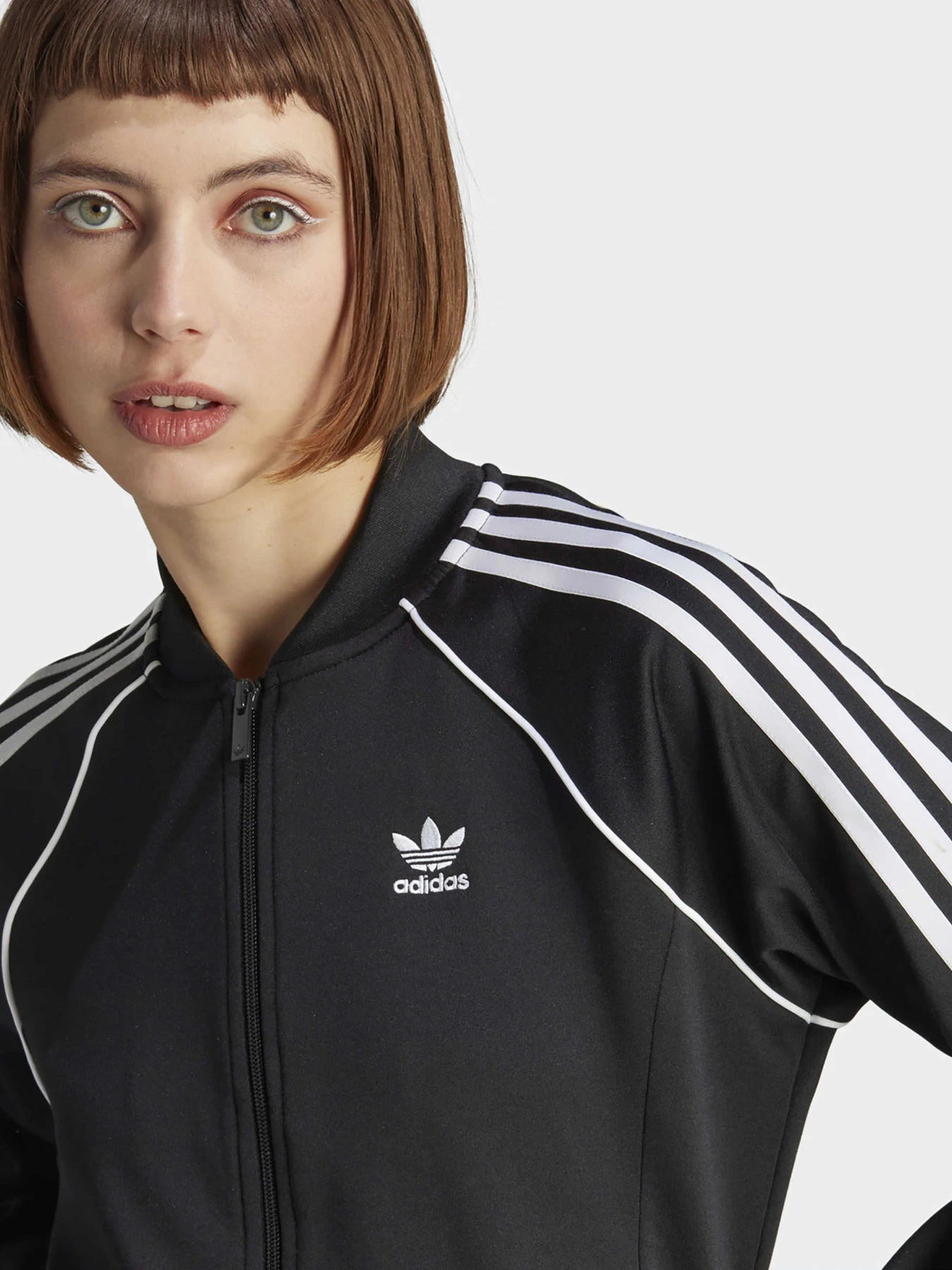 Худи и свитшоты Adidas модель IK4034 Худи и свитшоты Adidas модель IK4034 Фото