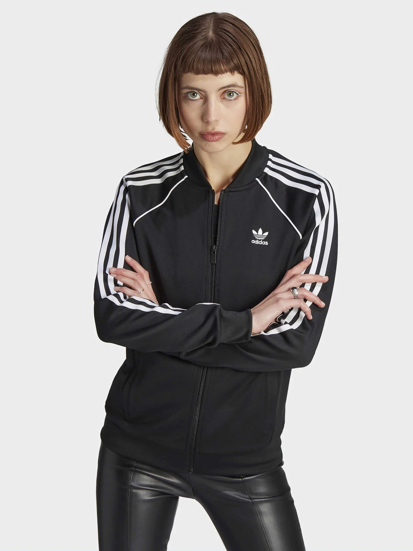 Худи и свитшоты Adidas модель IK4034 Худи и свитшоты Adidas модель IK4034 Фото