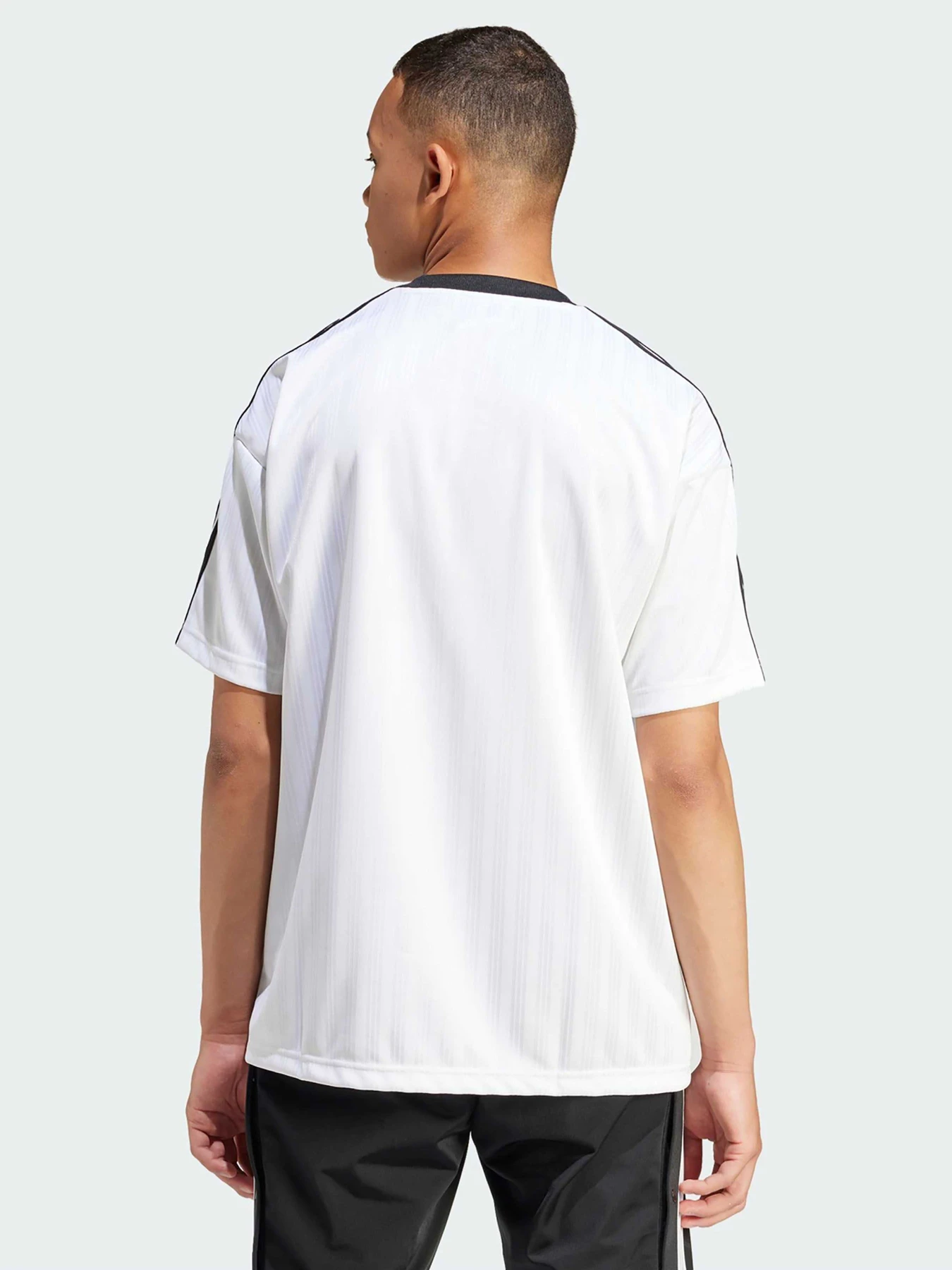Футболки и поло Adidas модель IM9459 Футболки и поло Adidas модель IM9459 Фото