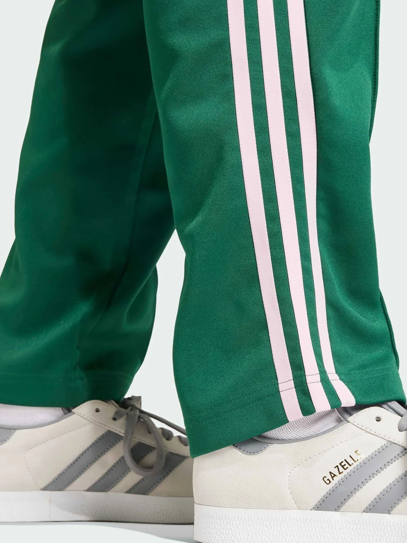 Брюки Adidas модель IM9818 Брюки Adidas модель IM9818 Фото