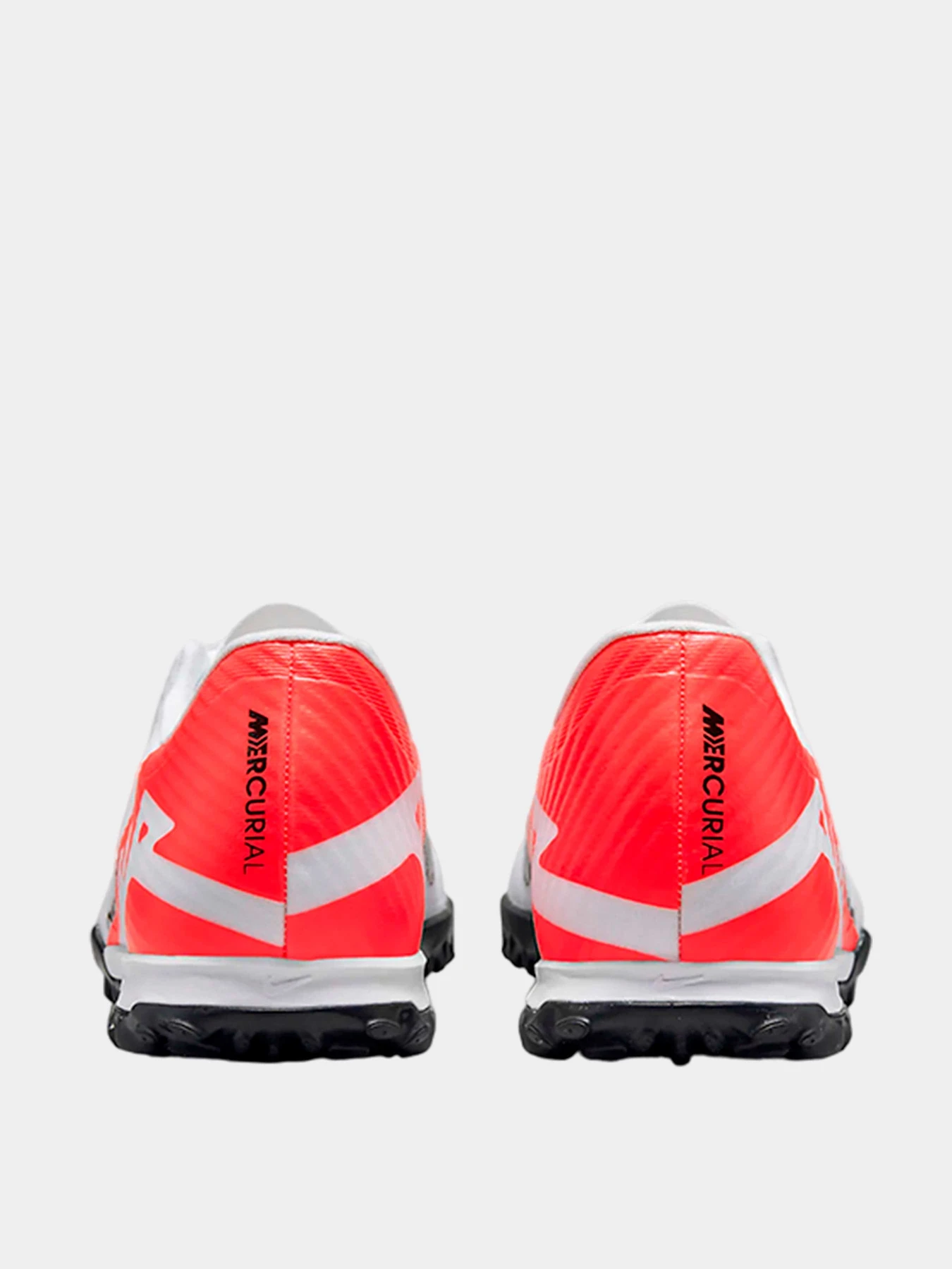 Кроссовки NIKE модель DJ5635-600 Кроссовки NIKE модель DJ5635-600 Фото