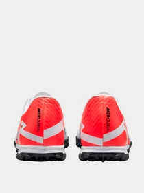 Кроссовки NIKE модель DJ5635-600 Фото