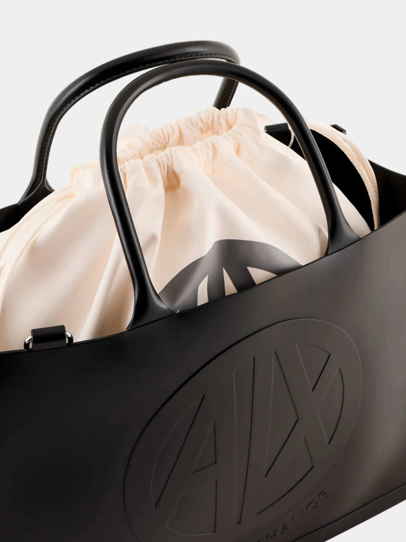 Сумки Armani Exchange модель 949118-4R740-00020 Фото