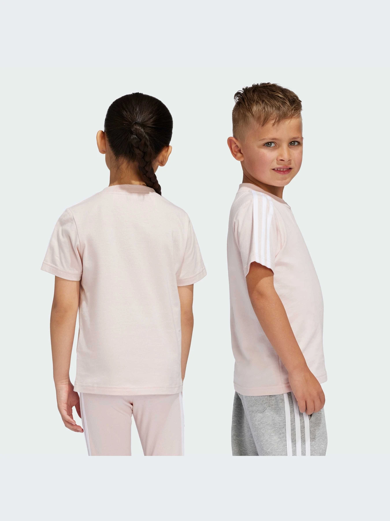 Футболки и поло Adidas модель IX7338-KZ Футболки и поло Adidas модель IX7338-KZ Фото