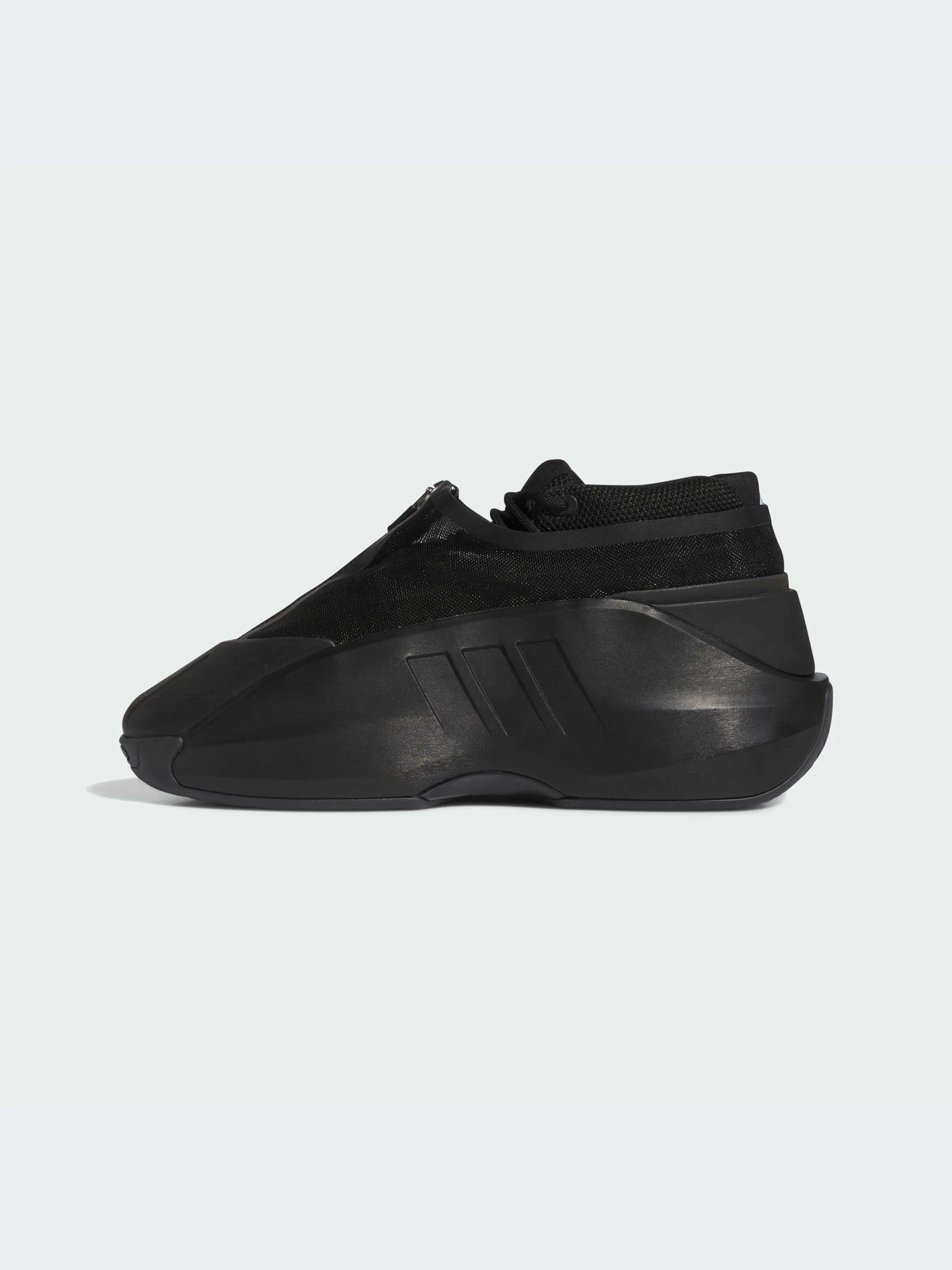 Кроссовки Adidas модель IE7689-KZ Кроссовки Adidas модель IE7689-KZ Фото