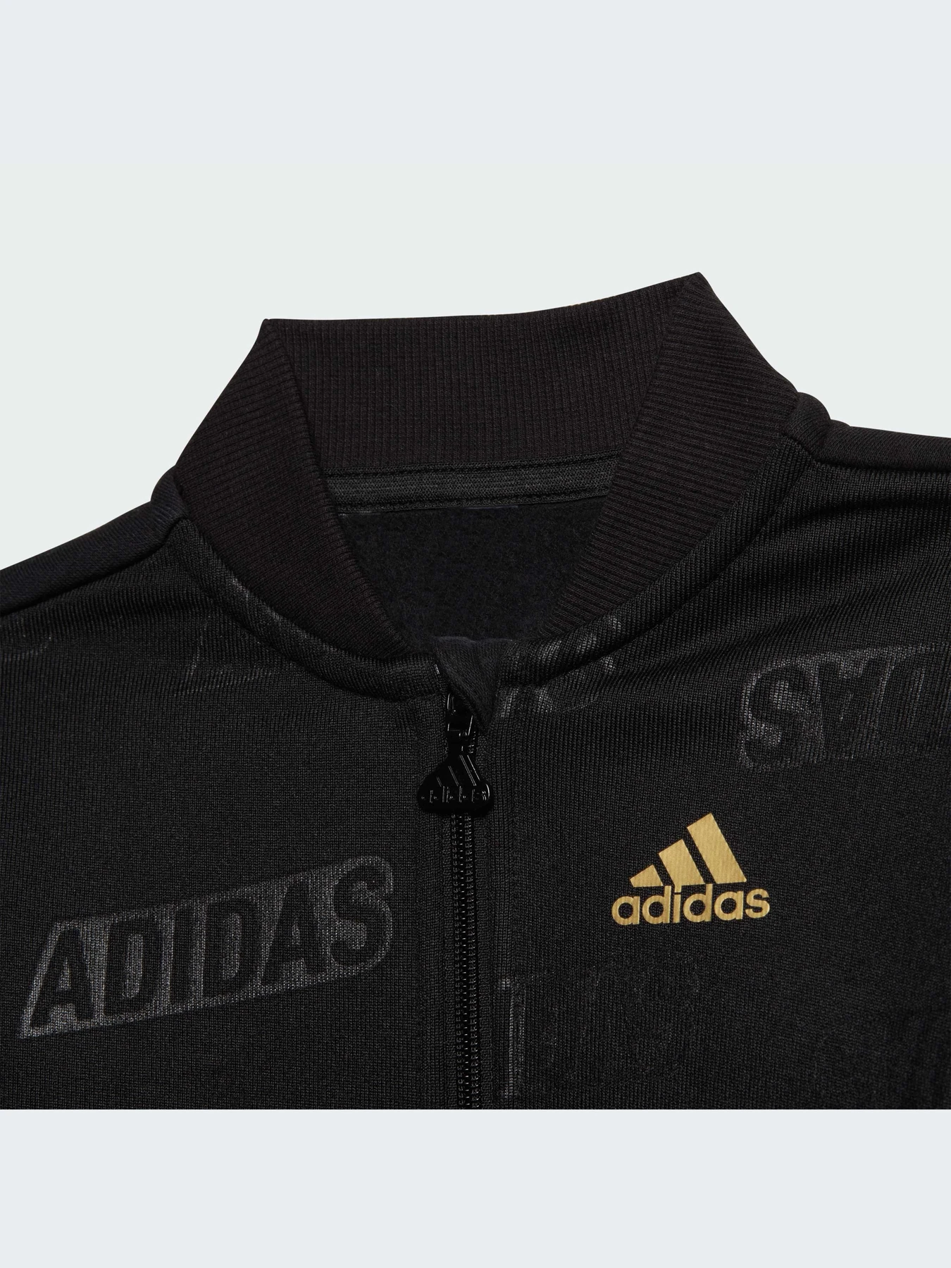 Костюмы Adidas модель IA1594-KZ Костюмы Adidas модель IA1594-KZ Фото