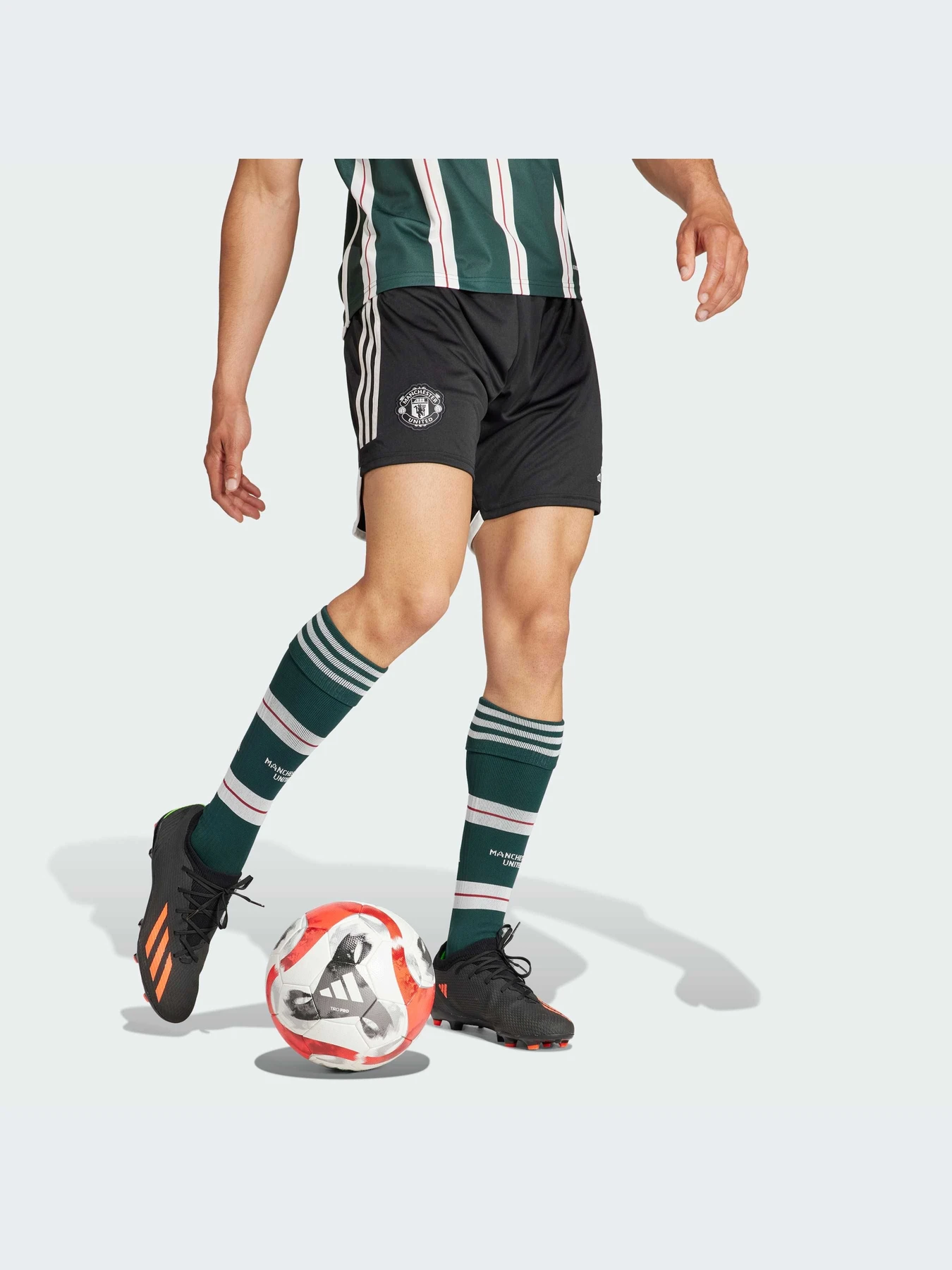 Шорты Adidas модель HR3683-KZ Шорты Adidas модель HR3683-KZ Фото