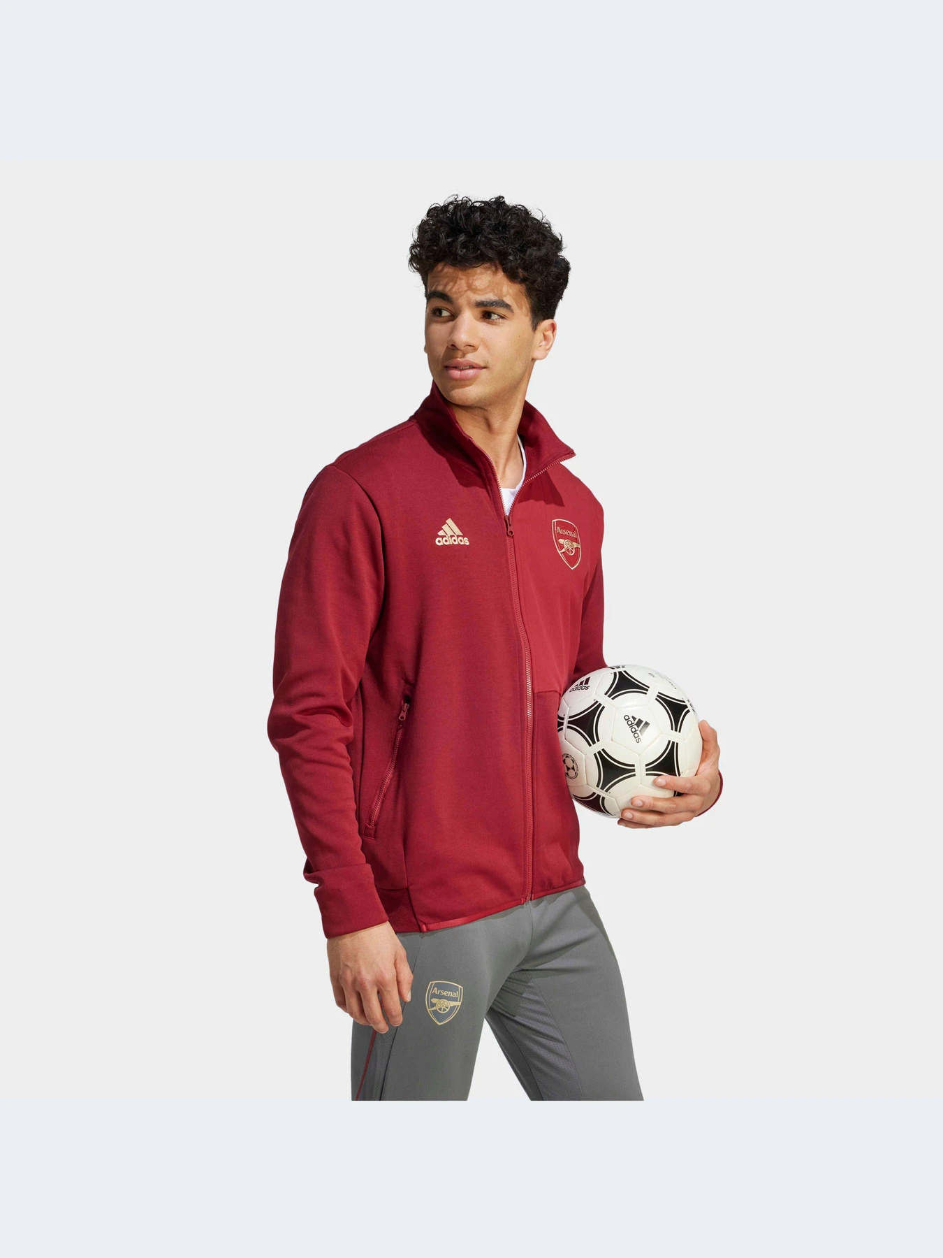 Куртки и дубленки Adidas модель HZ2080-KZ Куртки и дубленки Adidas модель HZ2080-KZ Фото