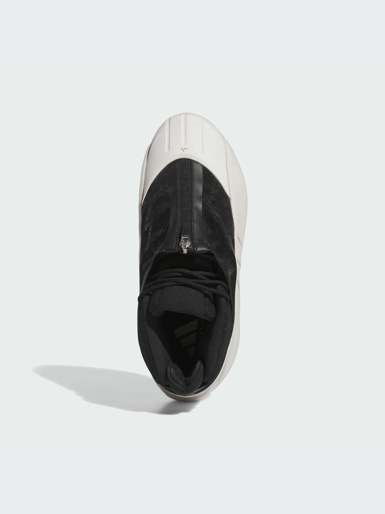Кроссовки Adidas модель IE3079-KZ Кроссовки Adidas модель IE3079-KZ Фото