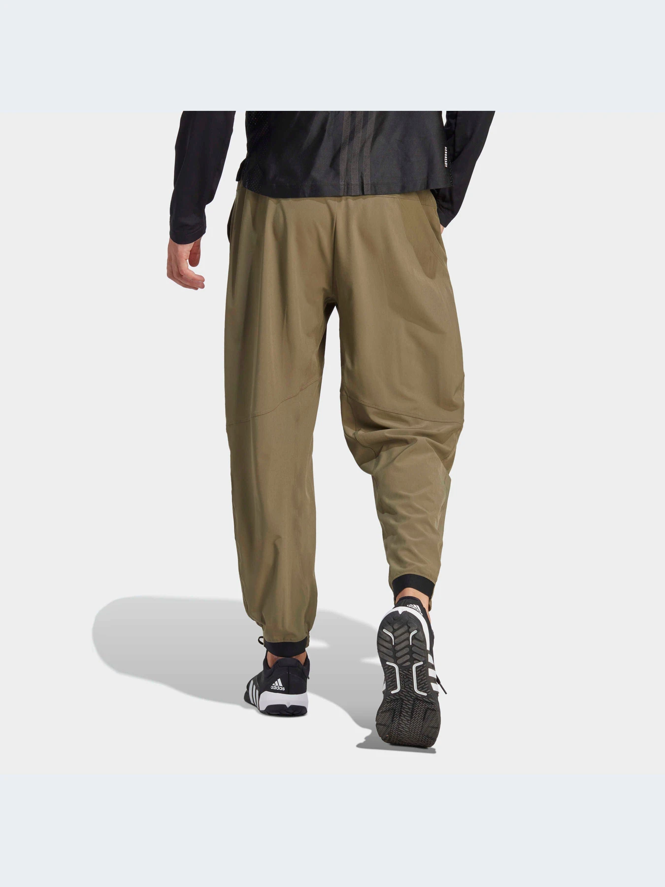 Брюки Adidas модель HY3793-KZ Брюки Adidas модель HY3793-KZ Фото