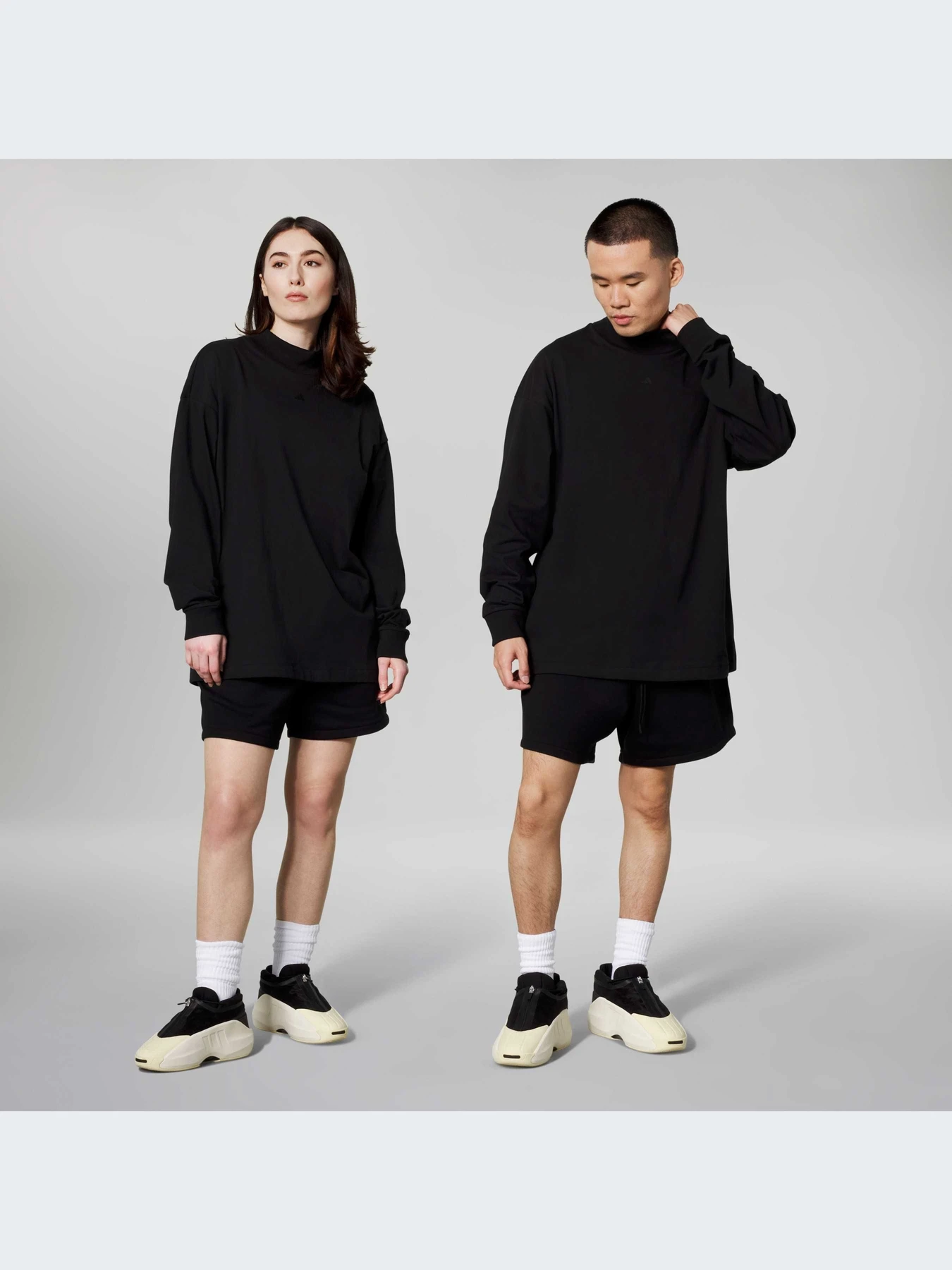 Худи и свитшоты Adidas модель IR8489-KZ Худи и свитшоты Adidas модель IR8489-KZ Фото