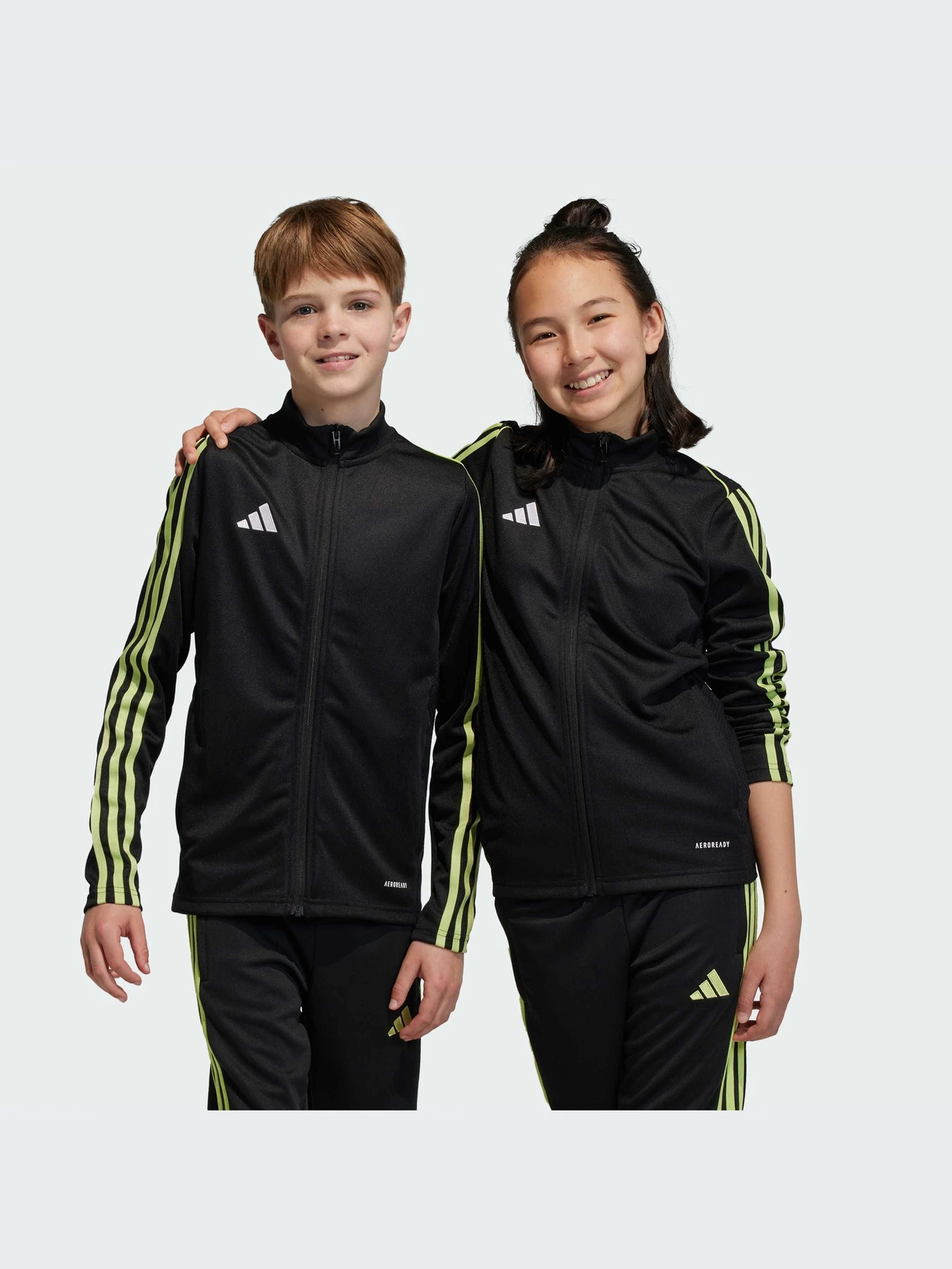 Худи и свитшоты Adidas Tiro модель IN8163-KZ Худи и свитшоты Adidas Tiro модель IN8163-KZ Фото