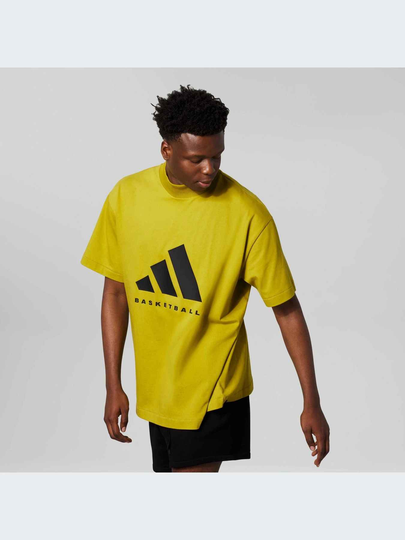 Футболки и поло Adidas модель IR8490-KZ Футболки и поло Adidas модель IR8490-KZ Фото