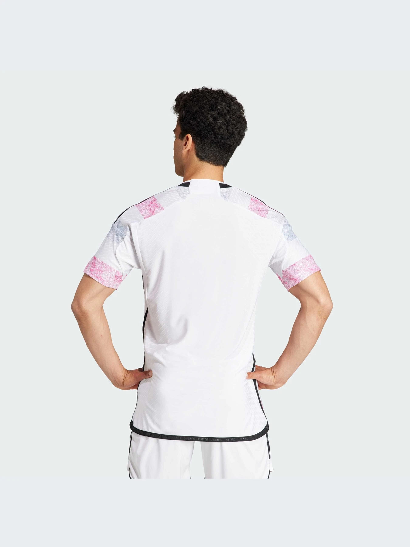 Футболки и поло Adidas модель HR8246-KZ Футболки и поло Adidas модель HR8246-KZ Фото