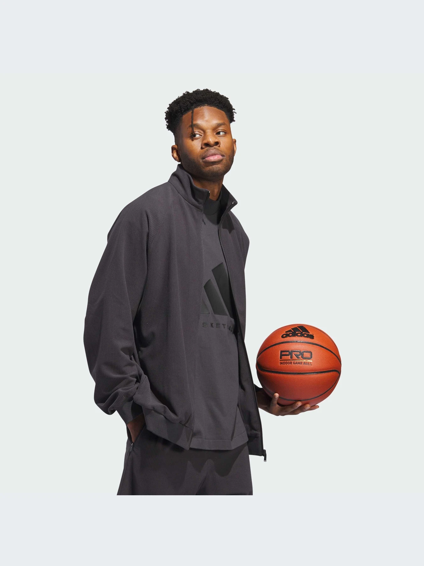 Худи и свитшоты Adidas модель IT2471-KZ Худи и свитшоты Adidas модель IT2471-KZ Фото