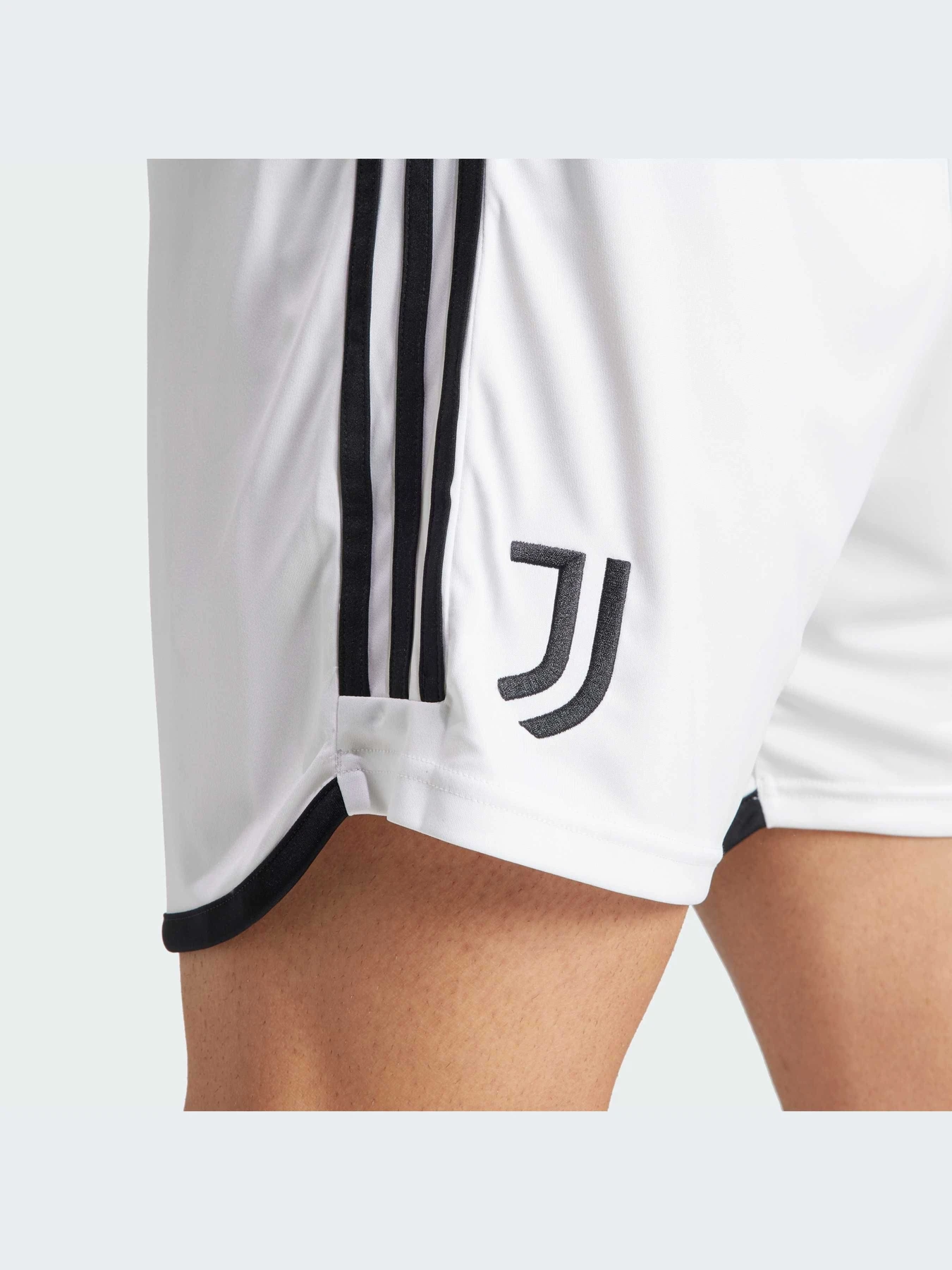 Шорты Adidas модель HR8260-KZ Шорты Adidas модель HR8260-KZ Фото