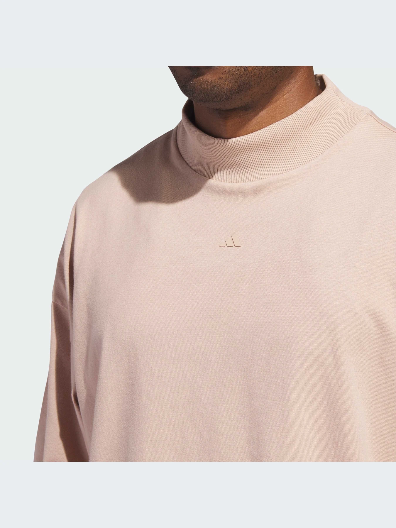Худи и свитшоты Adidas модель IT4508-KZ Худи и свитшоты Adidas модель IT4508-KZ Фото