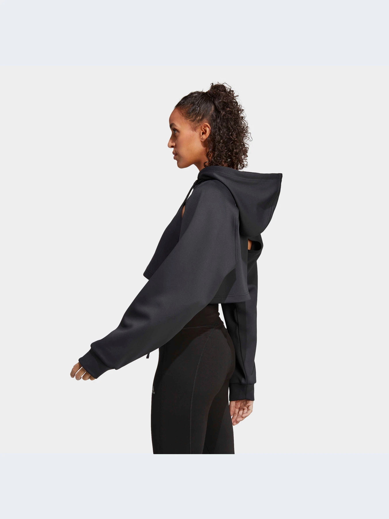 Худи и свитшоты Adidas модель HN7769-KZ Худи и свитшоты Adidas модель HN7769-KZ Фото