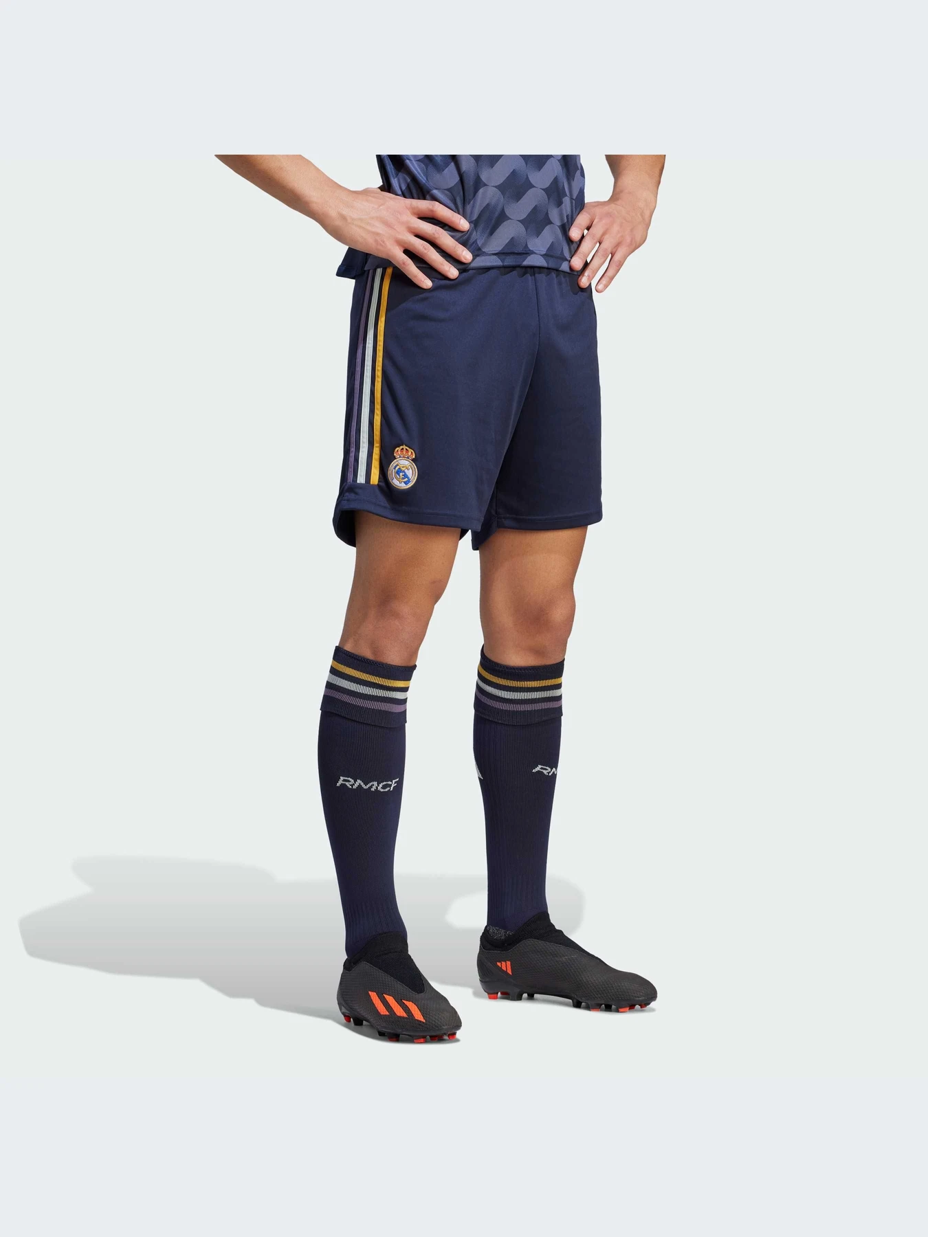 Шорты Adidas модель HR3800-KZ Шорты Adidas модель HR3800-KZ Фото