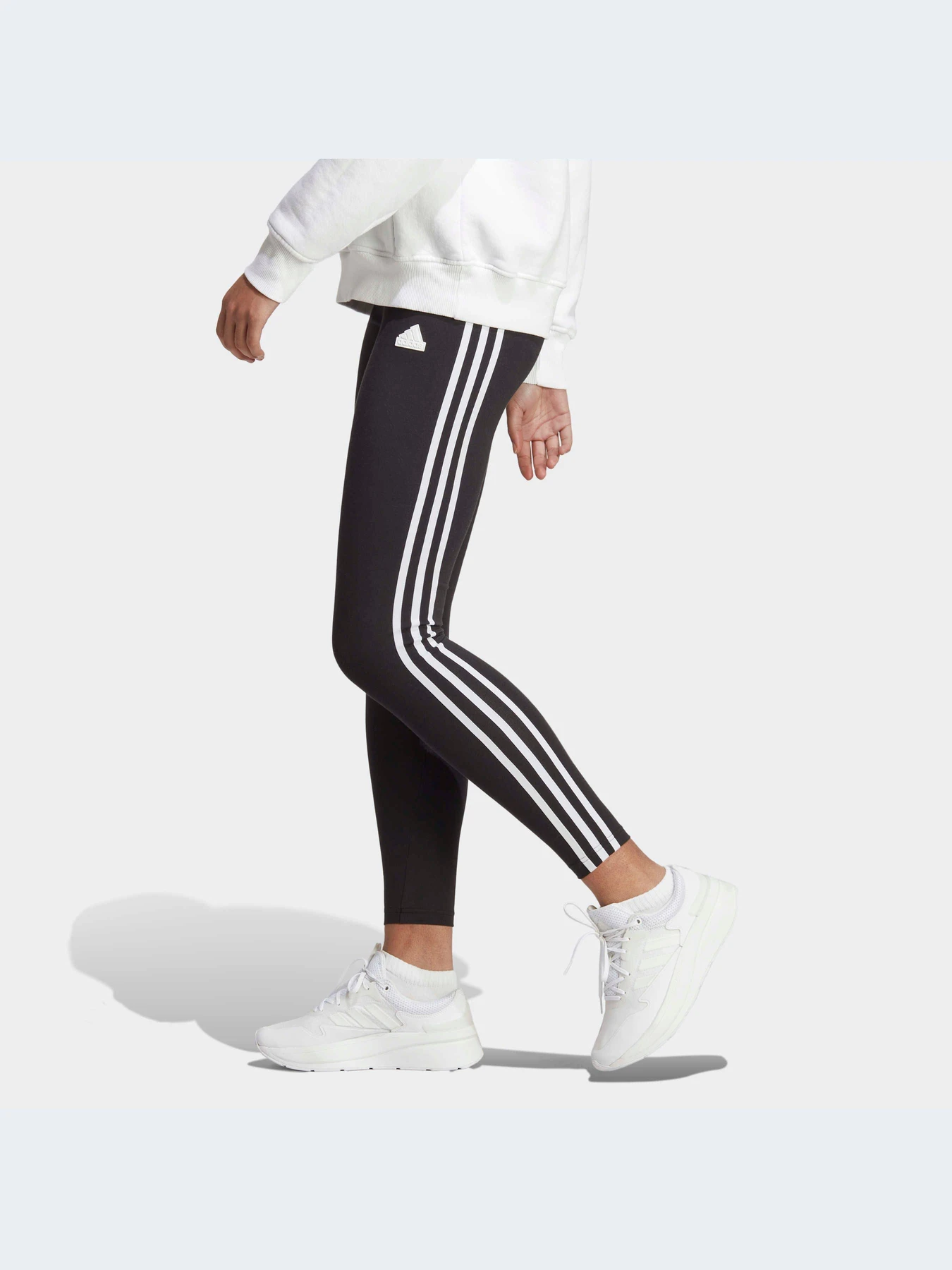 Брюки Adidas модель HT4713-KZ Брюки Adidas модель HT4713-KZ Фото