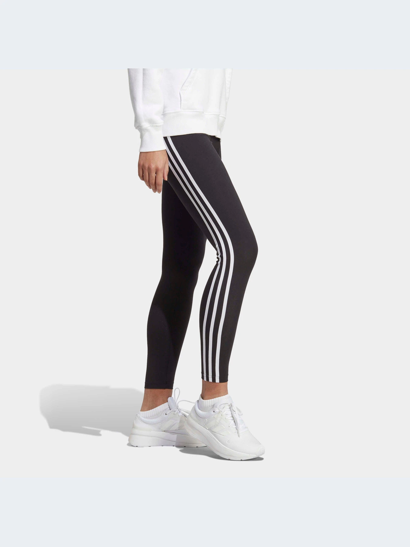 Брюки Adidas модель HT4713-KZ Брюки Adidas модель HT4713-KZ Фото