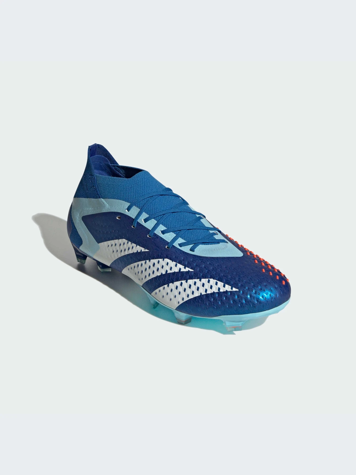Кроссовки Adidas Predator модель GZ0038-KZ Кроссовки Adidas Predator модель GZ0038-KZ Фото