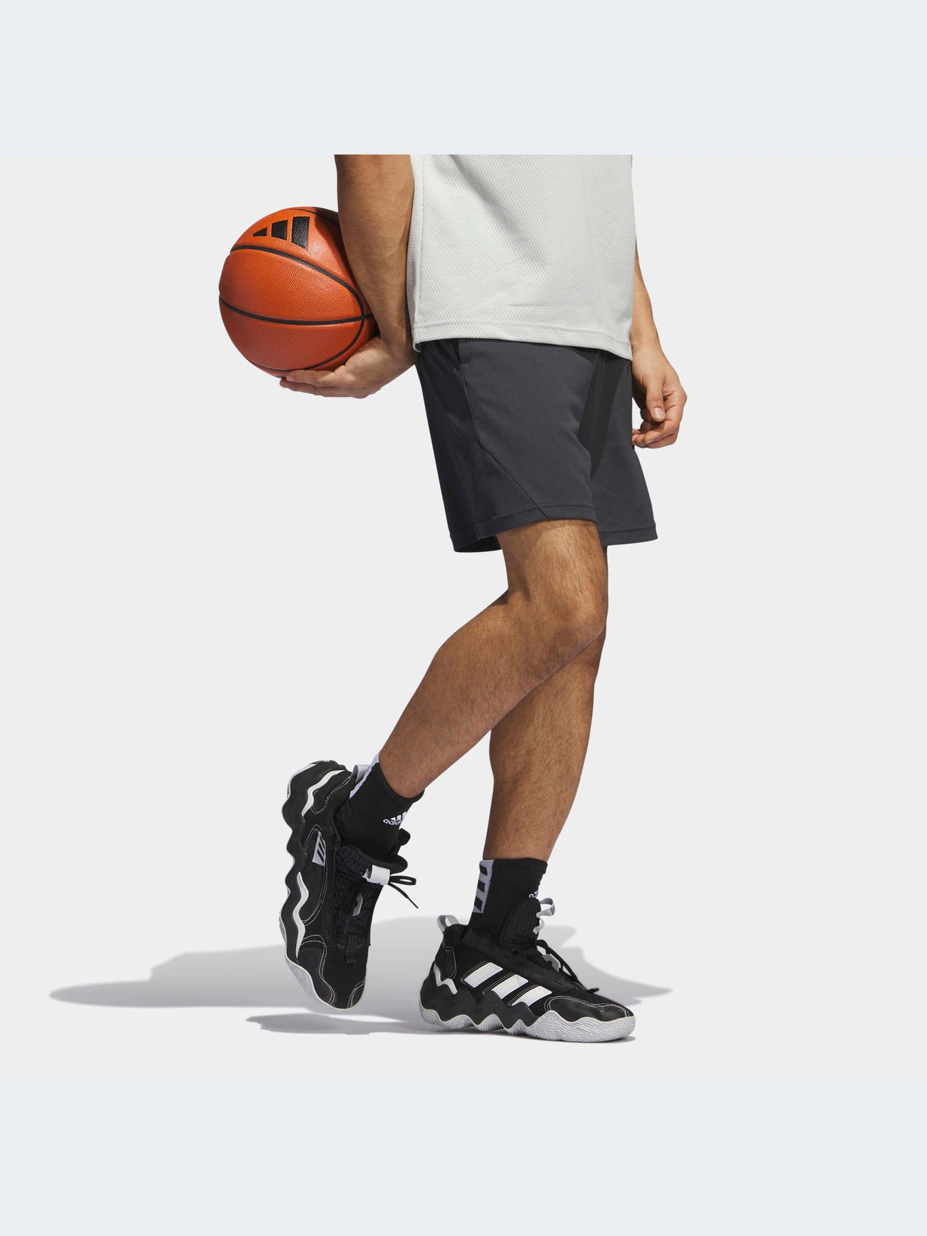 Шорты Adidas модель IL2257-KZ Шорты Adidas модель IL2257-KZ Фото