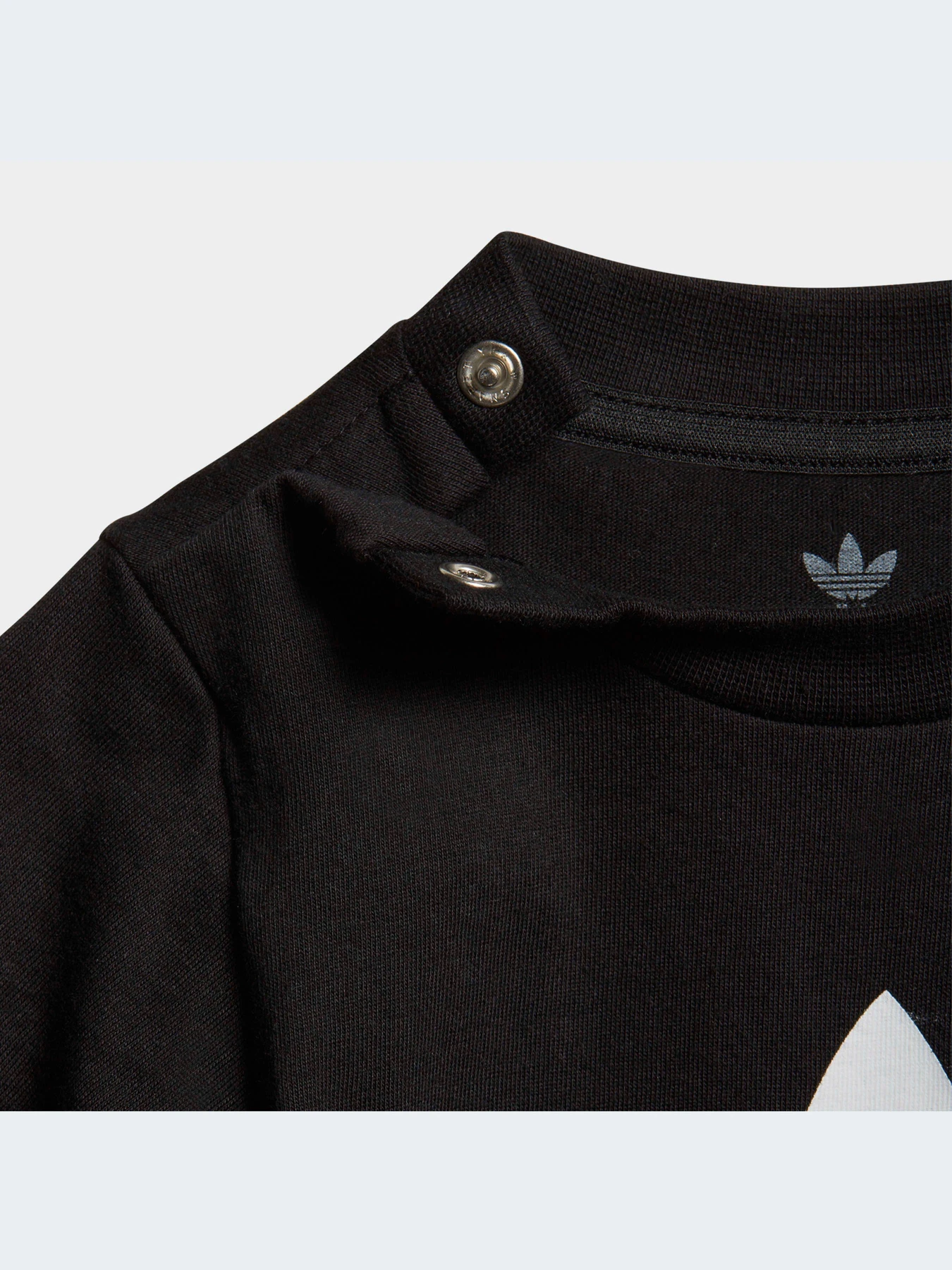 Футболки и поло Adidas модель DV2829-KZ Футболки и поло Adidas модель DV2829-KZ Фото